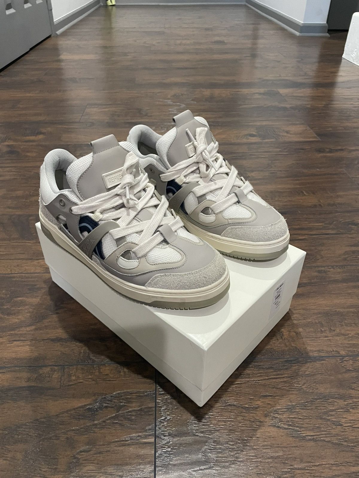 Represent Clo. Represent Bully Men’s Sneaker : Size 45 Size US 12 / EU 45 - 1 Thumbnail