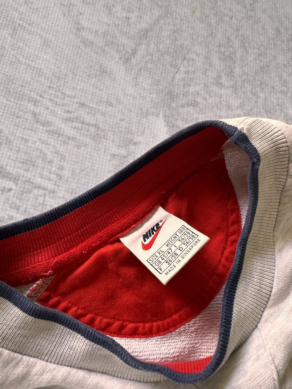 Nike × Vintage NIKE VINTAGE CENTER LOGO OVERSIZE BOXY SWEATSHIRT Size US XL / EU 56 / 4 - 6 Thumbnail