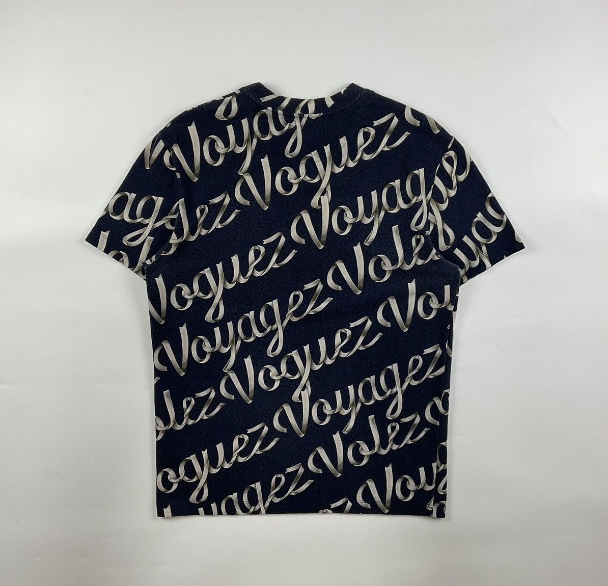 Louis Vuitton Louis Vuitton F/W'16 Voyagez Tee Size US M / EU 48-50 / 2 - 2 Thumbnail