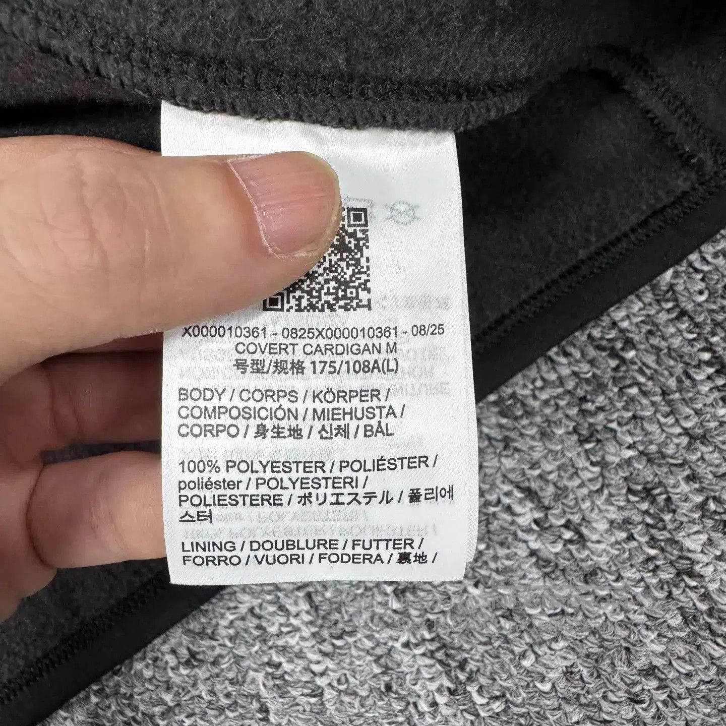Arc'teryx Black Zip. Size US L / EU 52-54 / 3 - 7 Thumbnail