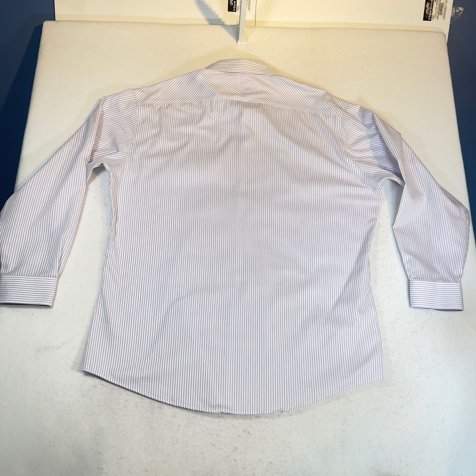 Other Jhane Barnes Button Dress Shirt Men's 18 34/35 Slim Fit Size US L / EU 52-54 / 3 - 11 Thumbnail