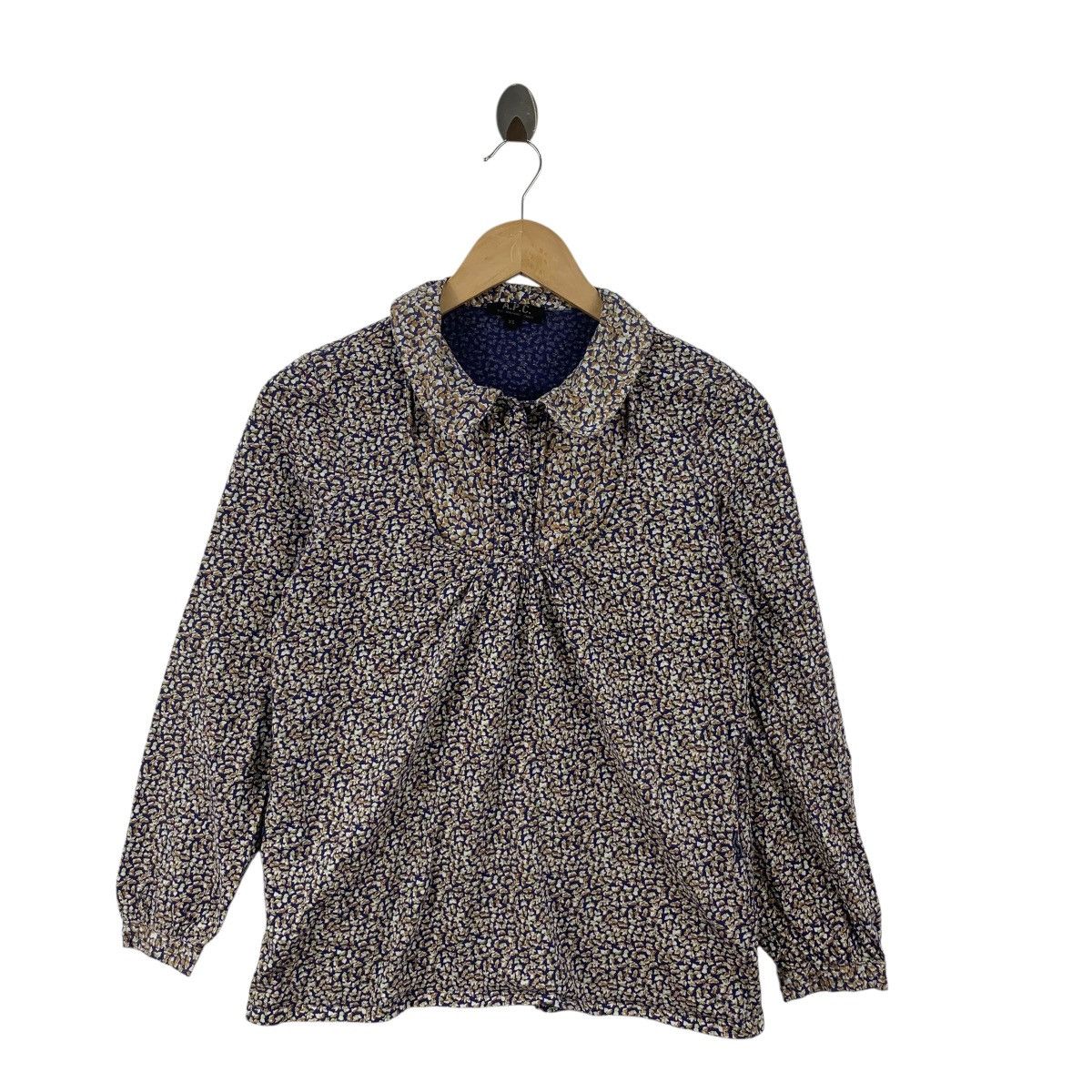 A.P.C. A.P.C. Rue Madame Paris Floral Print Collared Long Sleeve Size XS / US 0-2 / IT 36-38 - 4 Thumbnail
