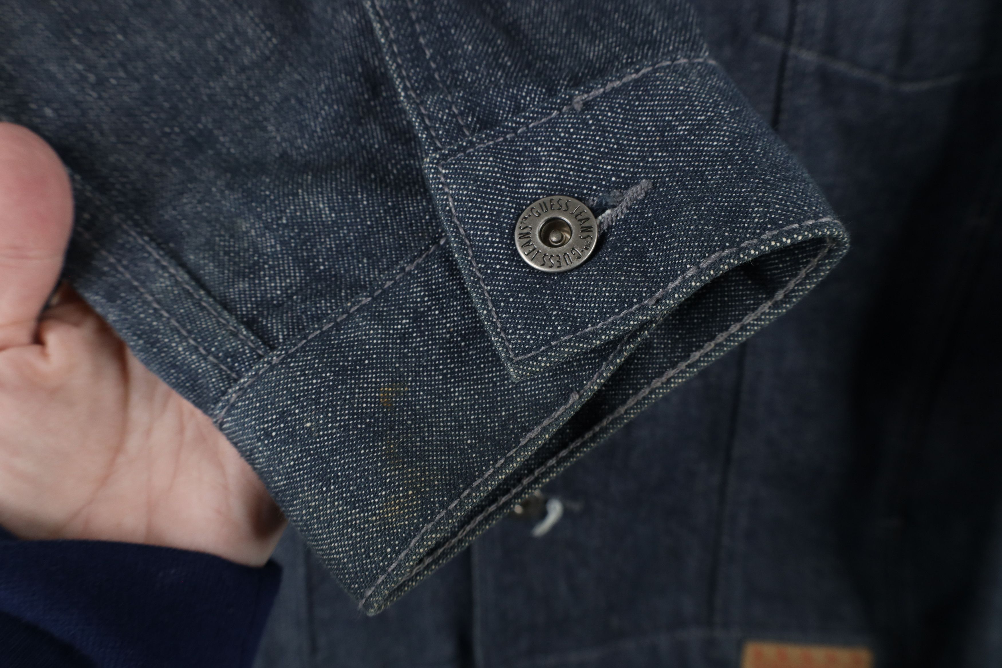 Guess × Vintage Vintage 90s Guess Chambray Denim Jean Trucker Jacket Blue Size US L / EU 52-54 / 3 - 5 Thumbnail