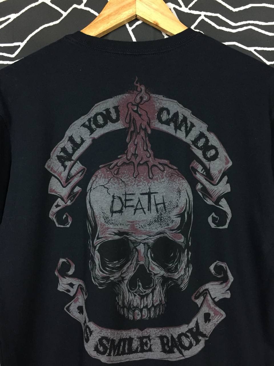 Other Zero Foxtrot All You Can Do Is Smile Back Skulls Graphic Tee Size US M / EU 48-50 / 2 - 3 Thumbnail