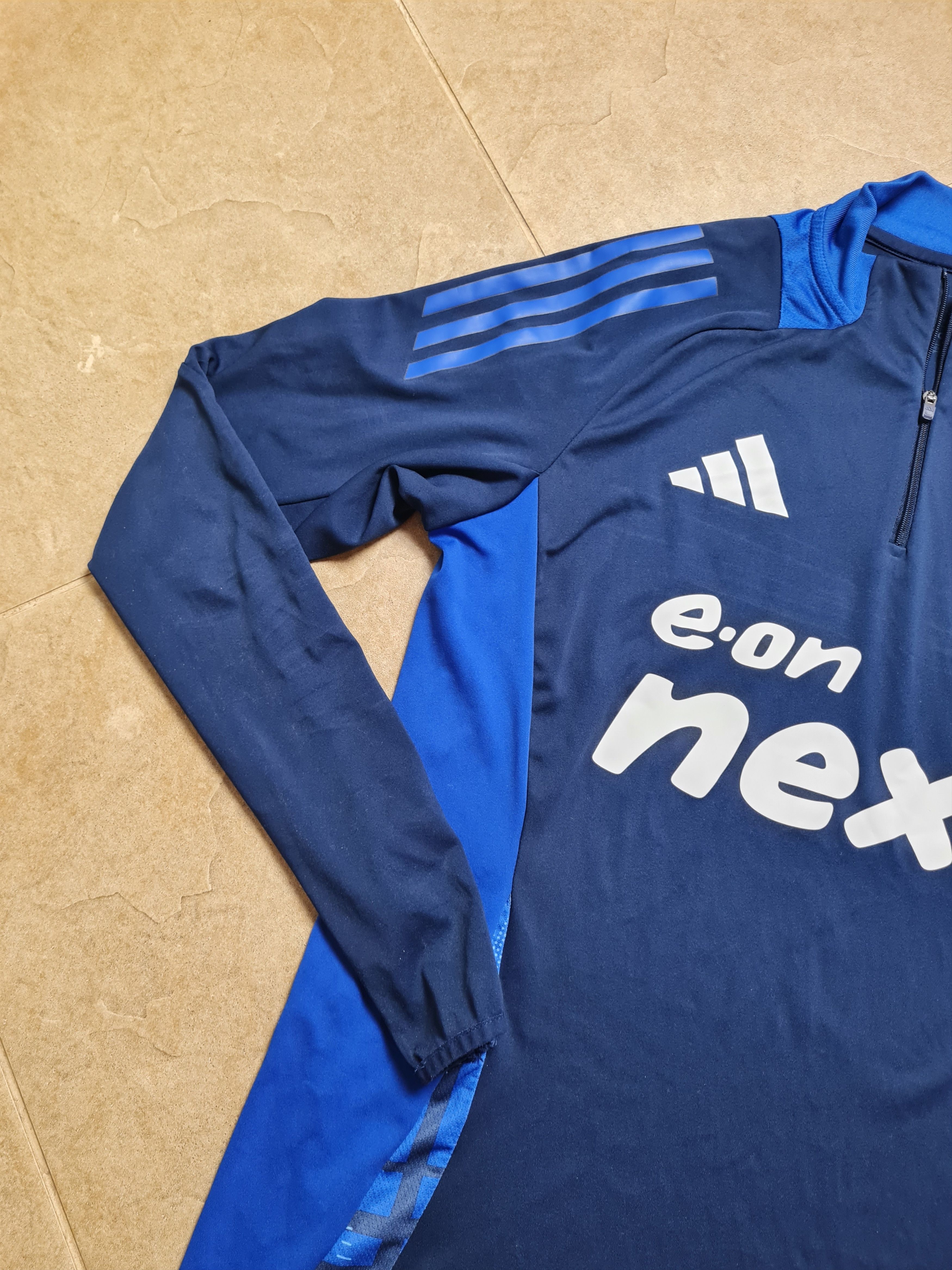 Adidas Jersey Nottingham Forest 2023 training jacket Adidas size M Size US M / EU 48-50 / 2 - 3 Thumbnail