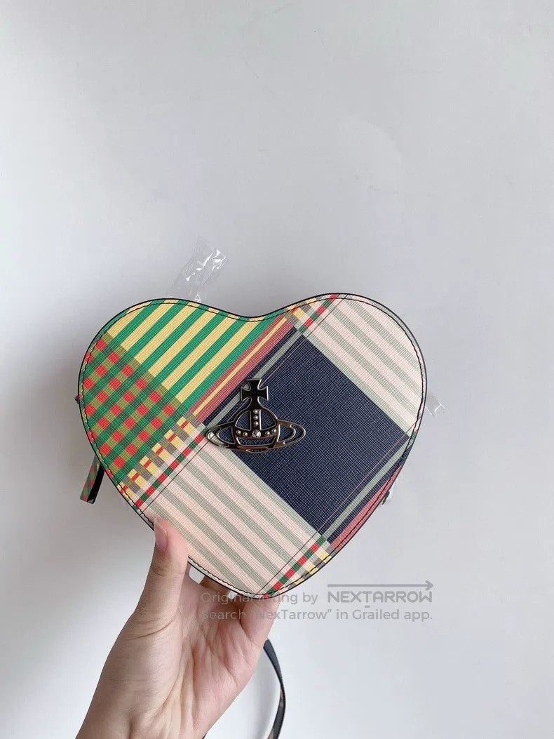 Vivienne Westwood Vivienne Westwood size os Graffiti Double Zipper 3D Heart C Size ONE SIZE - 2 Thumbnail