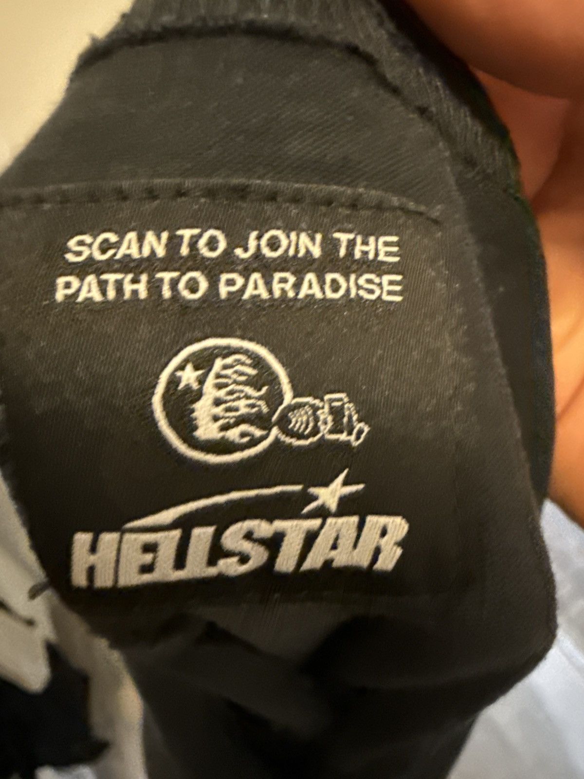 HELLSTAR Hellstar Classic T-Shirt with shooting star logo graphic. Size US S / EU 44-46 / 1 - 6 Thumbnail