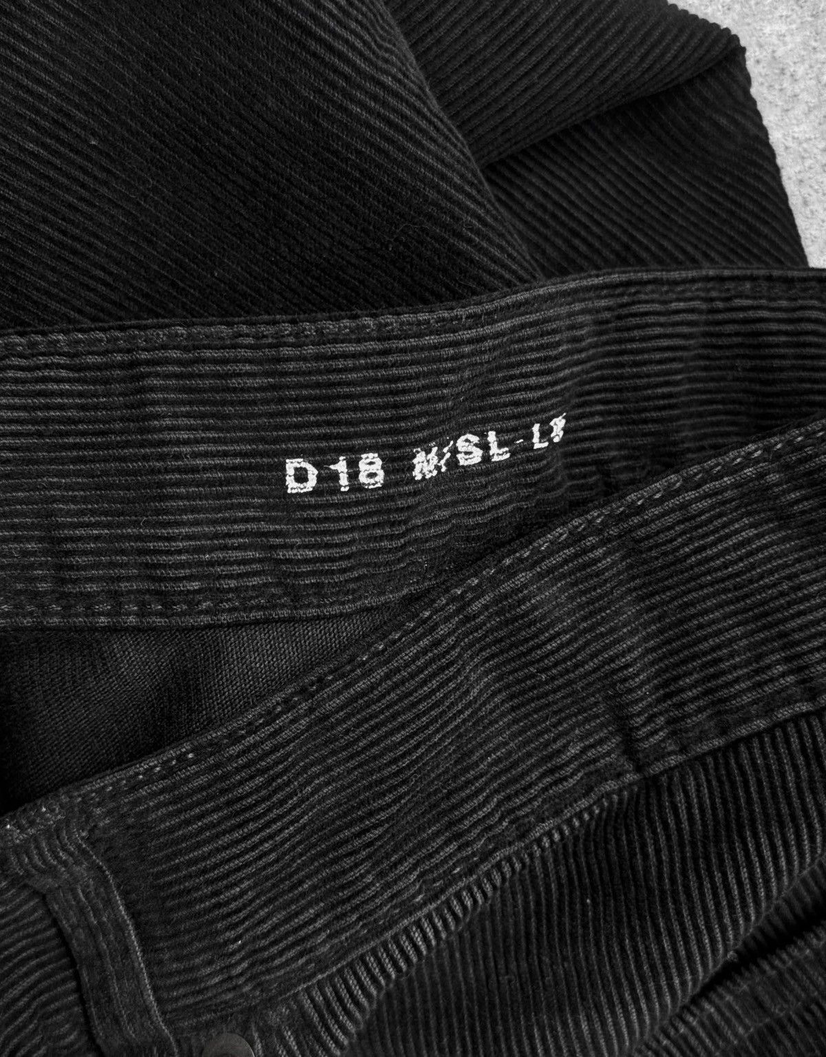 Saint Laurent Paris Saint Laurent Pants Size US 34 / EU 50 - 5 Thumbnail