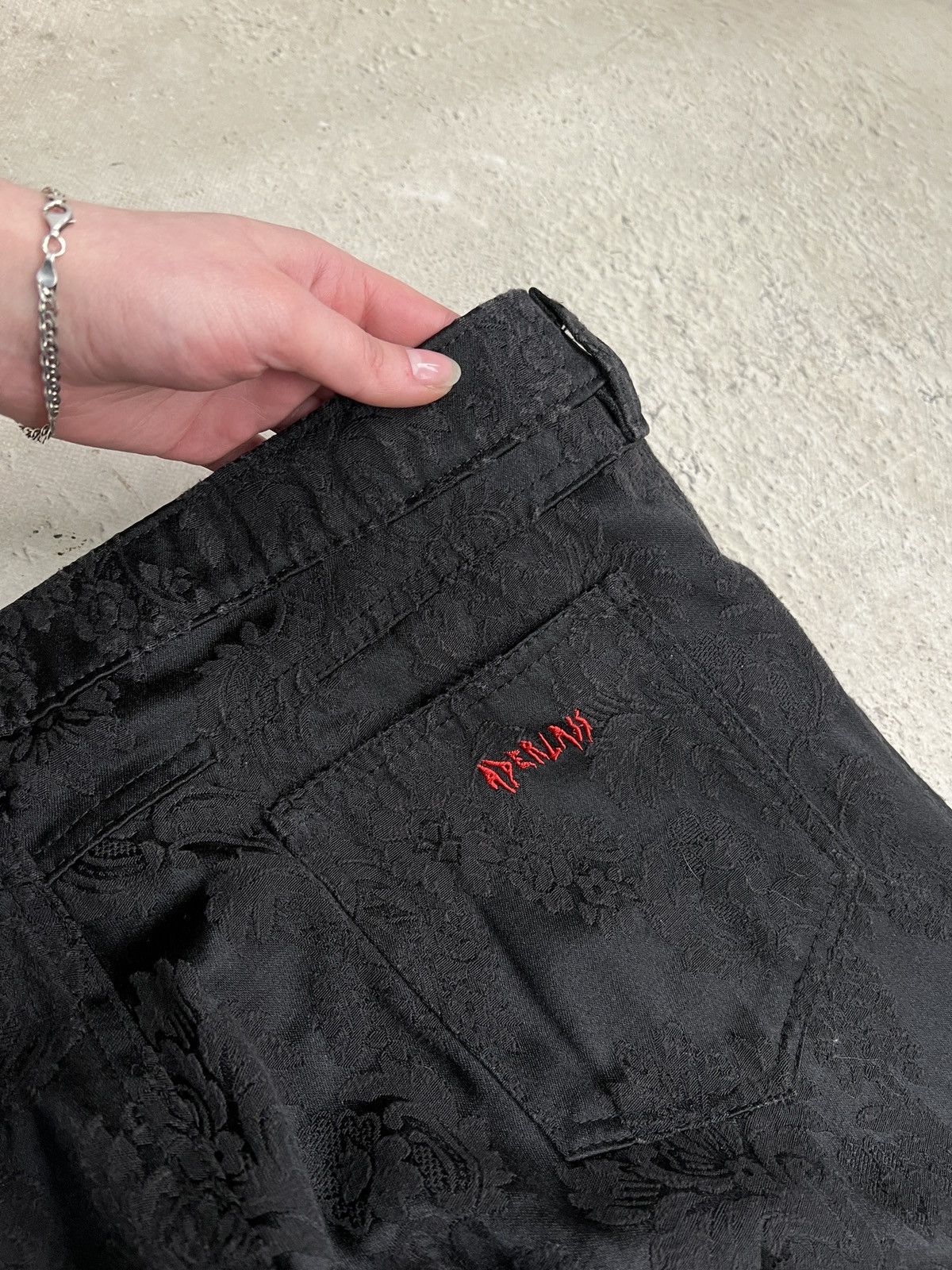 Other Gothic style y2k black regular overprint jeans pants hype Size US 33 - 9 Thumbnail