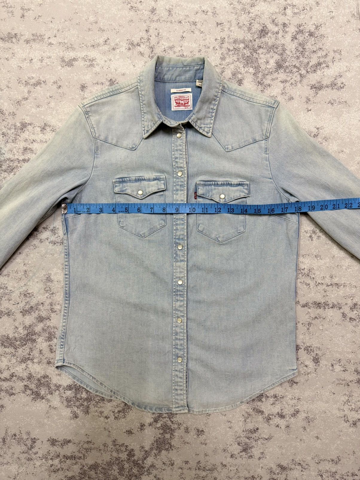 Levi's LEVI’S CLASSIC FIT SNAP BUTTON DENIM JEANS SHIRT Size XS / US 0-2 / IT 36-38 - 16 Thumbnail