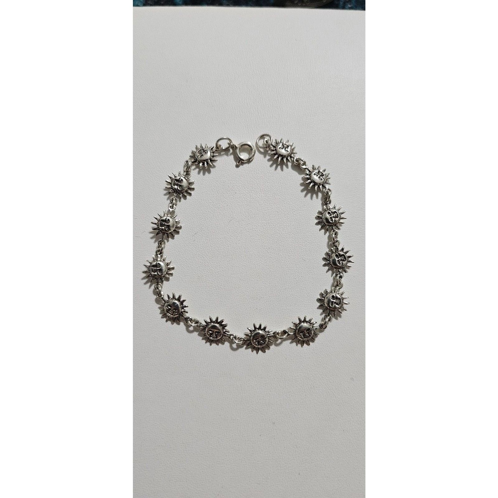Other Smiling Sun Face Silver 925 Bracelet Size ONE SIZE - 1 Thumbnail
