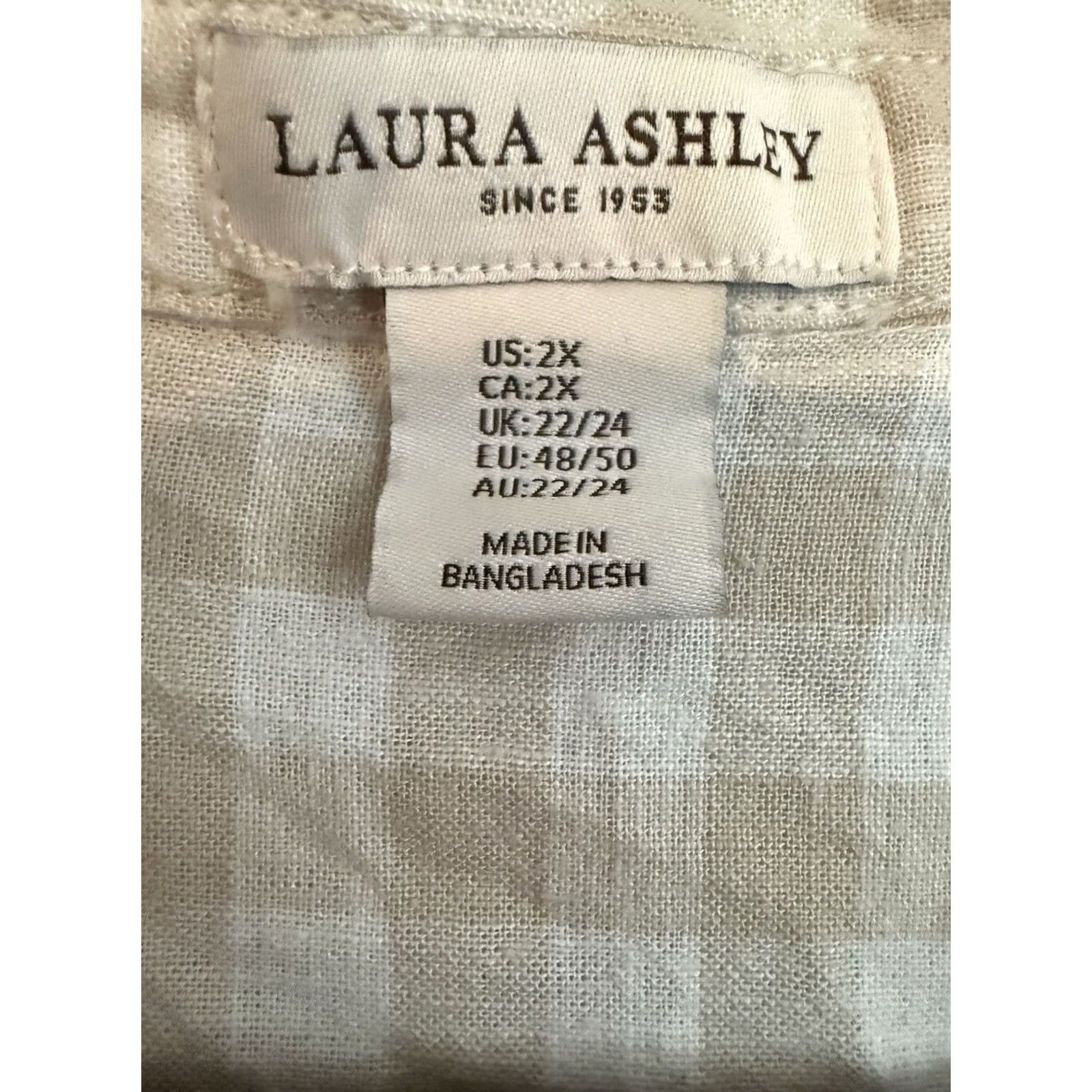 Laura Ashley Laura Ashley Blouse Gingham Linen Blend Preppy Roll Sleeve 2X Plus Womens Shirts Mens? Size XXL / US 16-18 / IT 52-54 - 3 Thumbnail