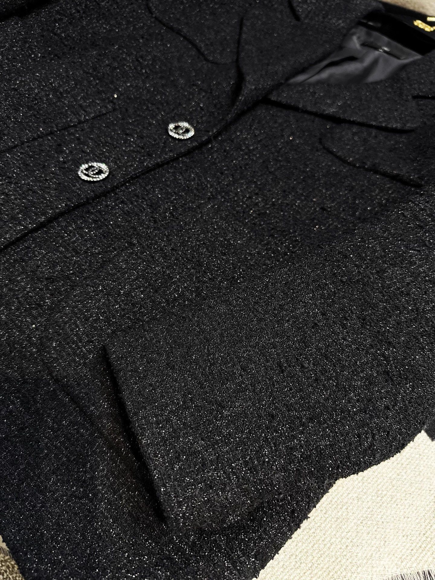 Chanel Chanel 20P Black Shimmer Tweed CC Crystal Buttons Jacket 38 Size S / US 4 / IT 40 - 3 Thumbnail