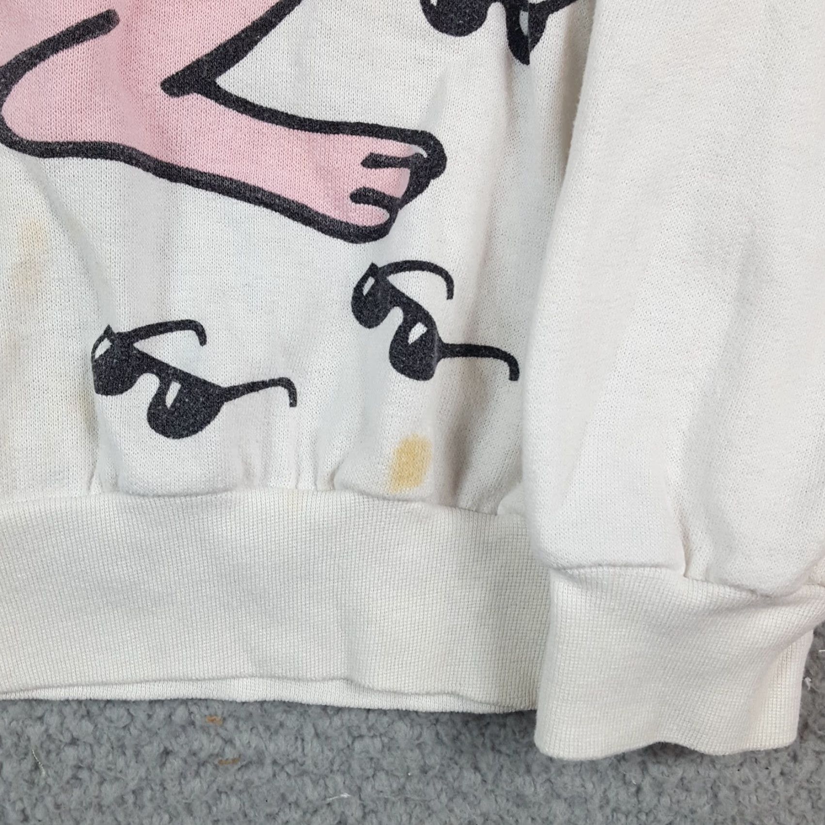 Vintage VINTAGE Fashion Square Sweatshirt Shirt Unisex Adults White 80s 90s Hawaiian Bunny Pullover Crewneck Size S Size US S / EU 44-46 / 1 - 4 Thumbnail