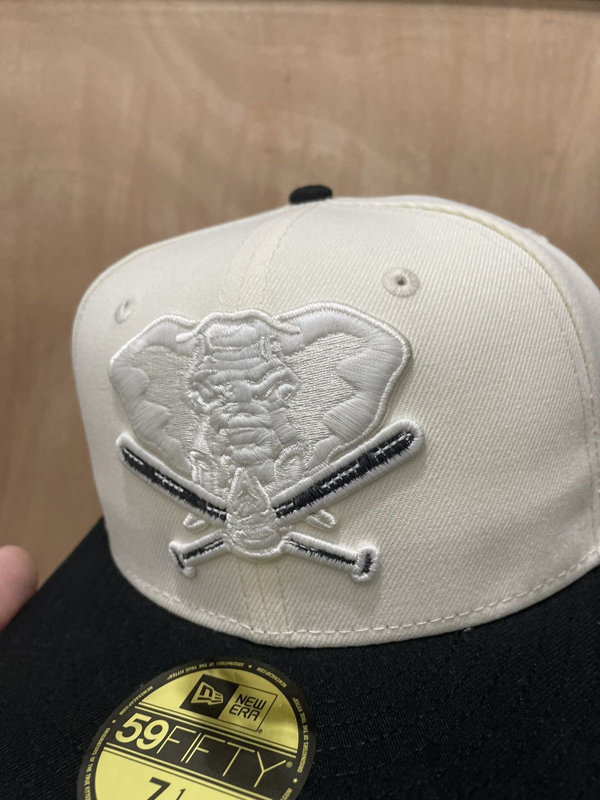 MLB Ecap city Oakland athletics stomper battle 7 1/8 Size ONE SIZE - 3 Thumbnail