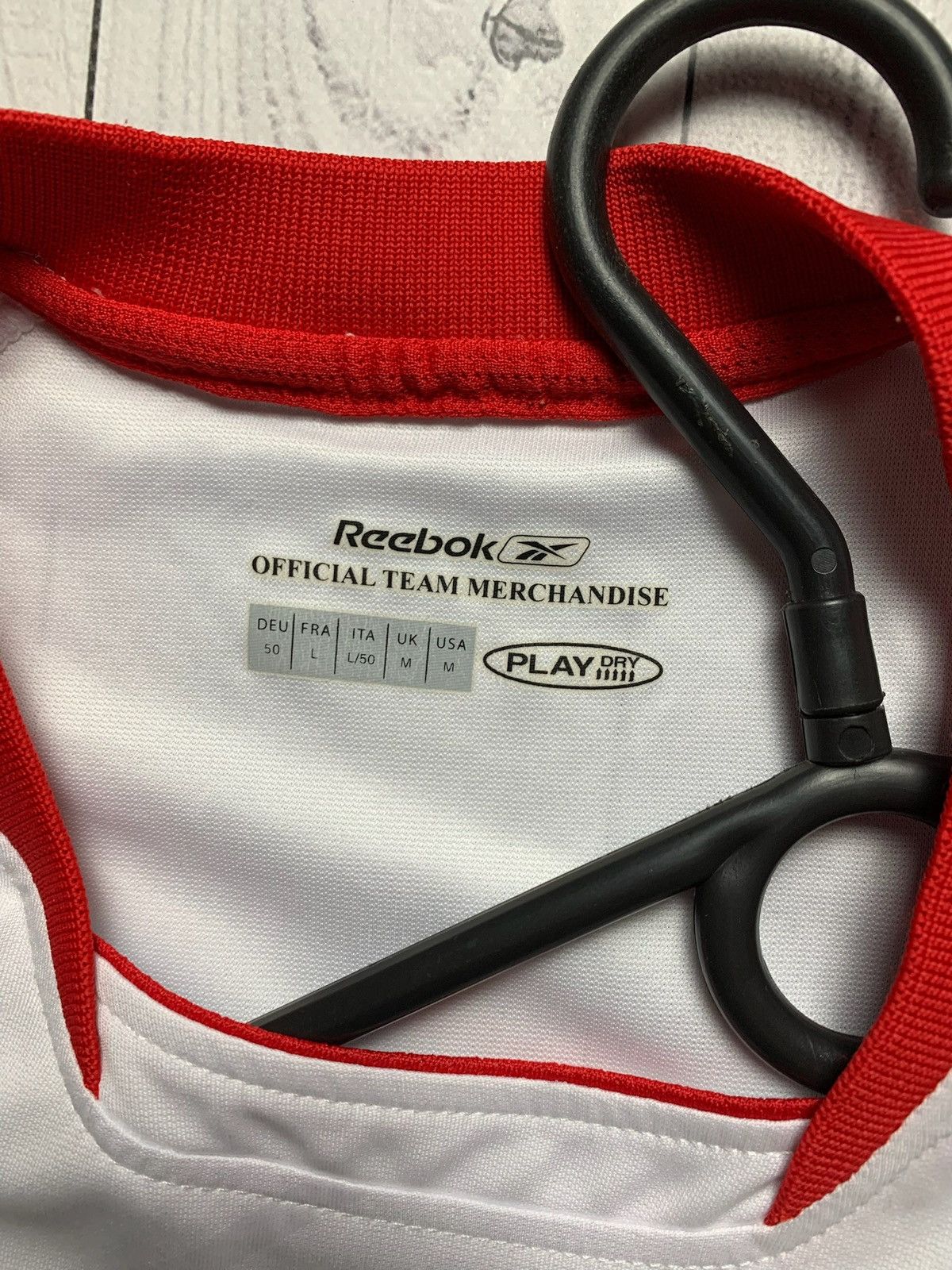 Vintage Vintage Reebok Liverpool soccer jersey size M Size US M / EU 48-50 / 2 - 4 Thumbnail