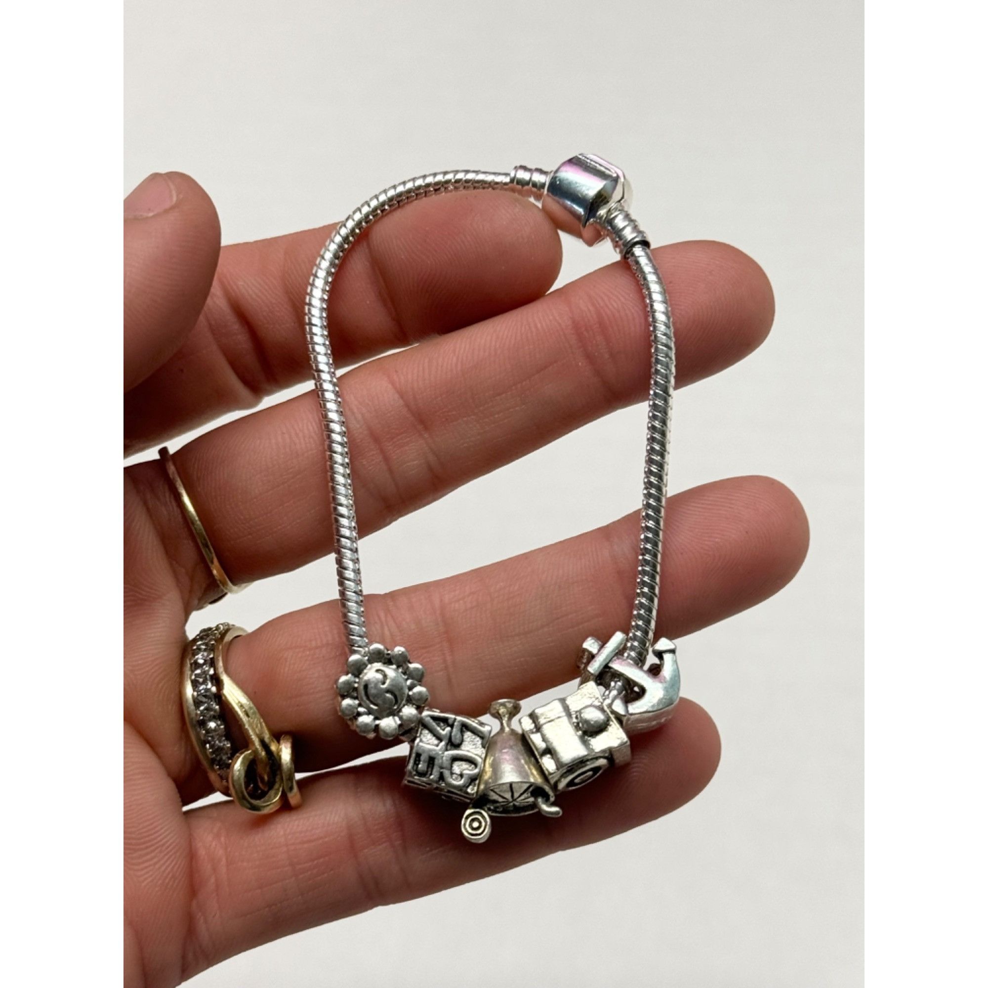 Vintage Vintage slide charm bracelet Size ONE SIZE - 7 Thumbnail