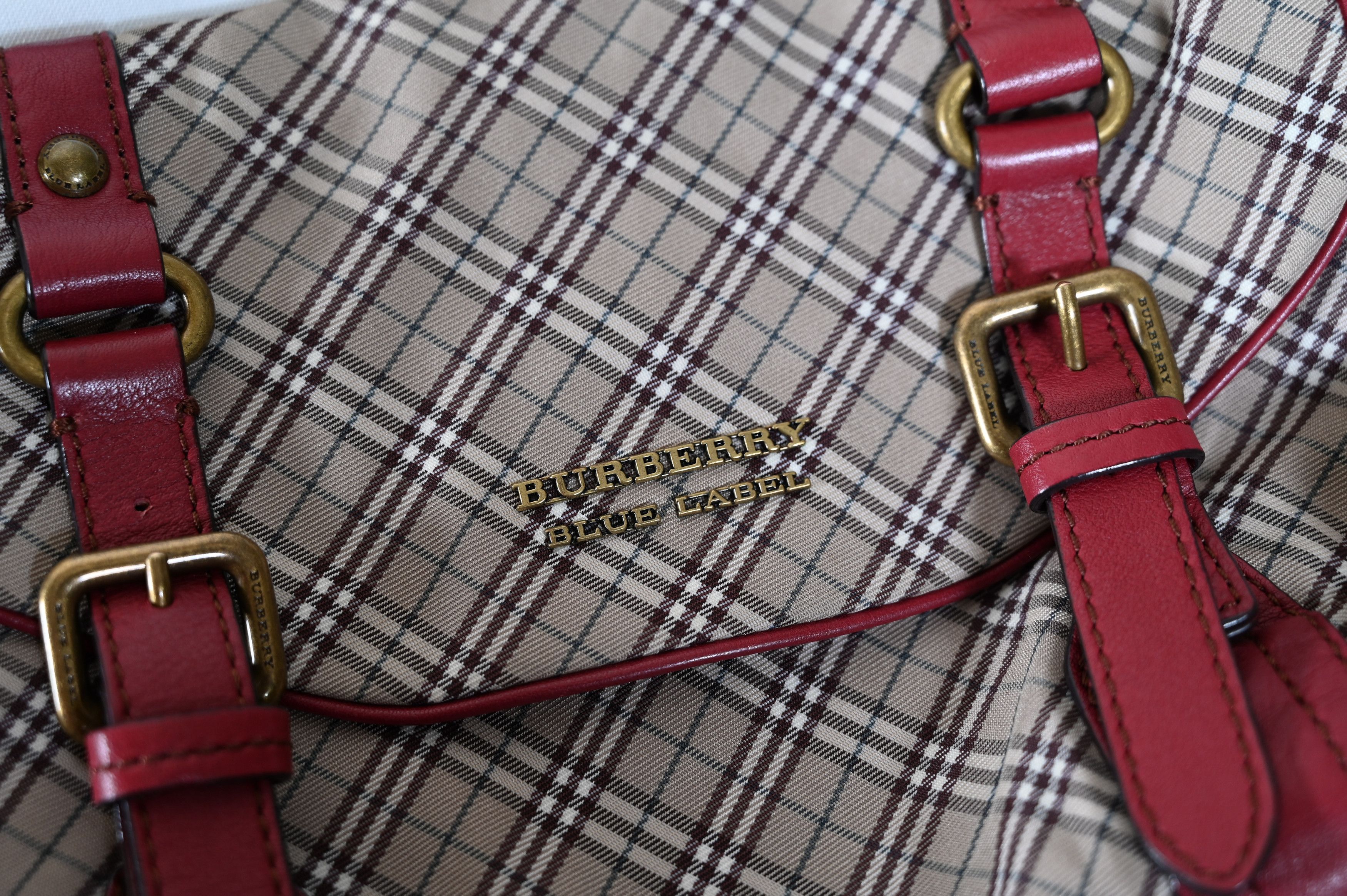 Burberry Burberry Blue Label Nova Check Shoulder Bag Size ONE SIZE - 3 Thumbnail
