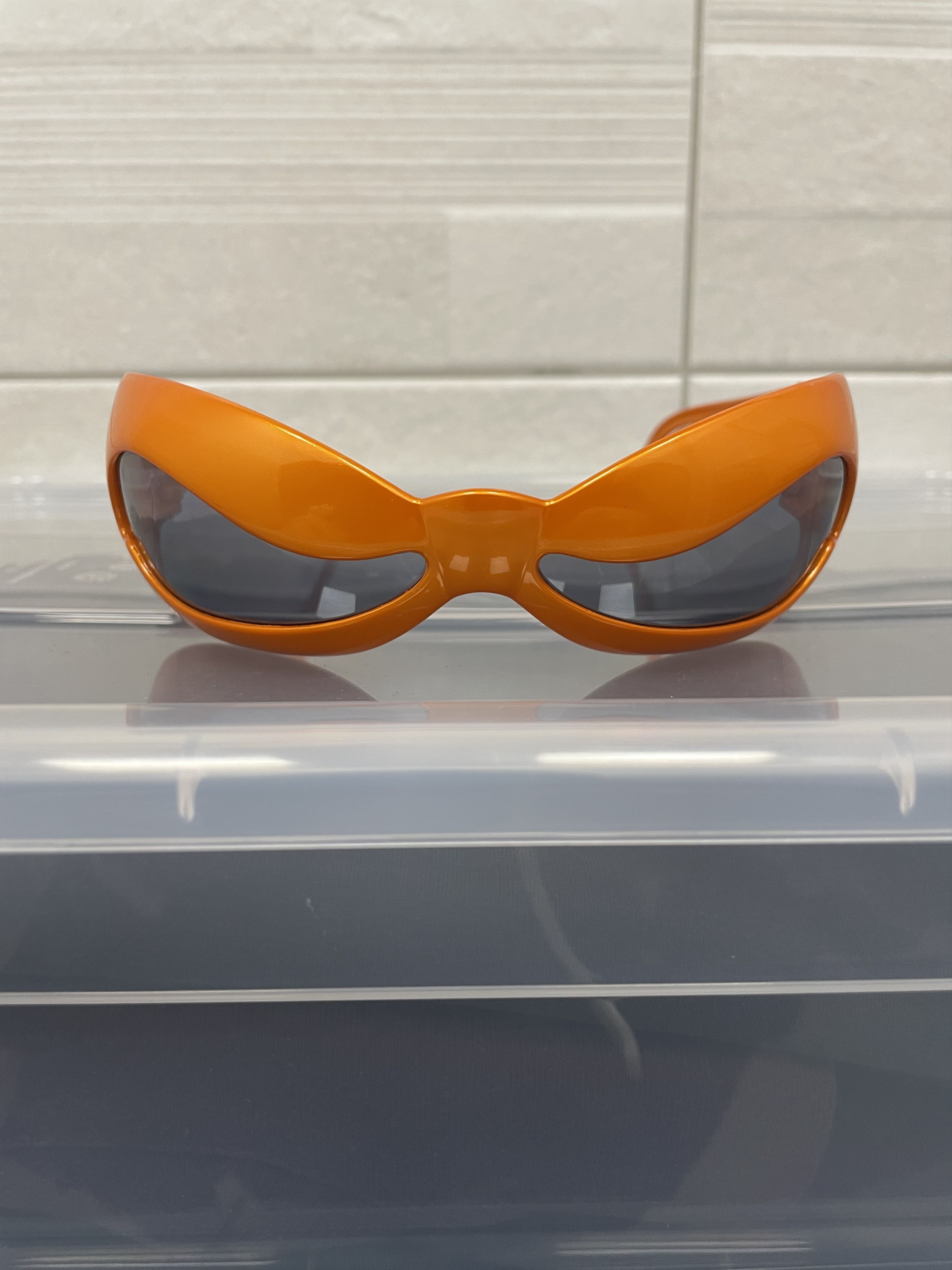 Jeremy Scott × Linda Farrow Linda Farrow X Jeremy Scott Nuwave (Tangerine/Silver) Size ONE SIZE - 2 Thumbnail