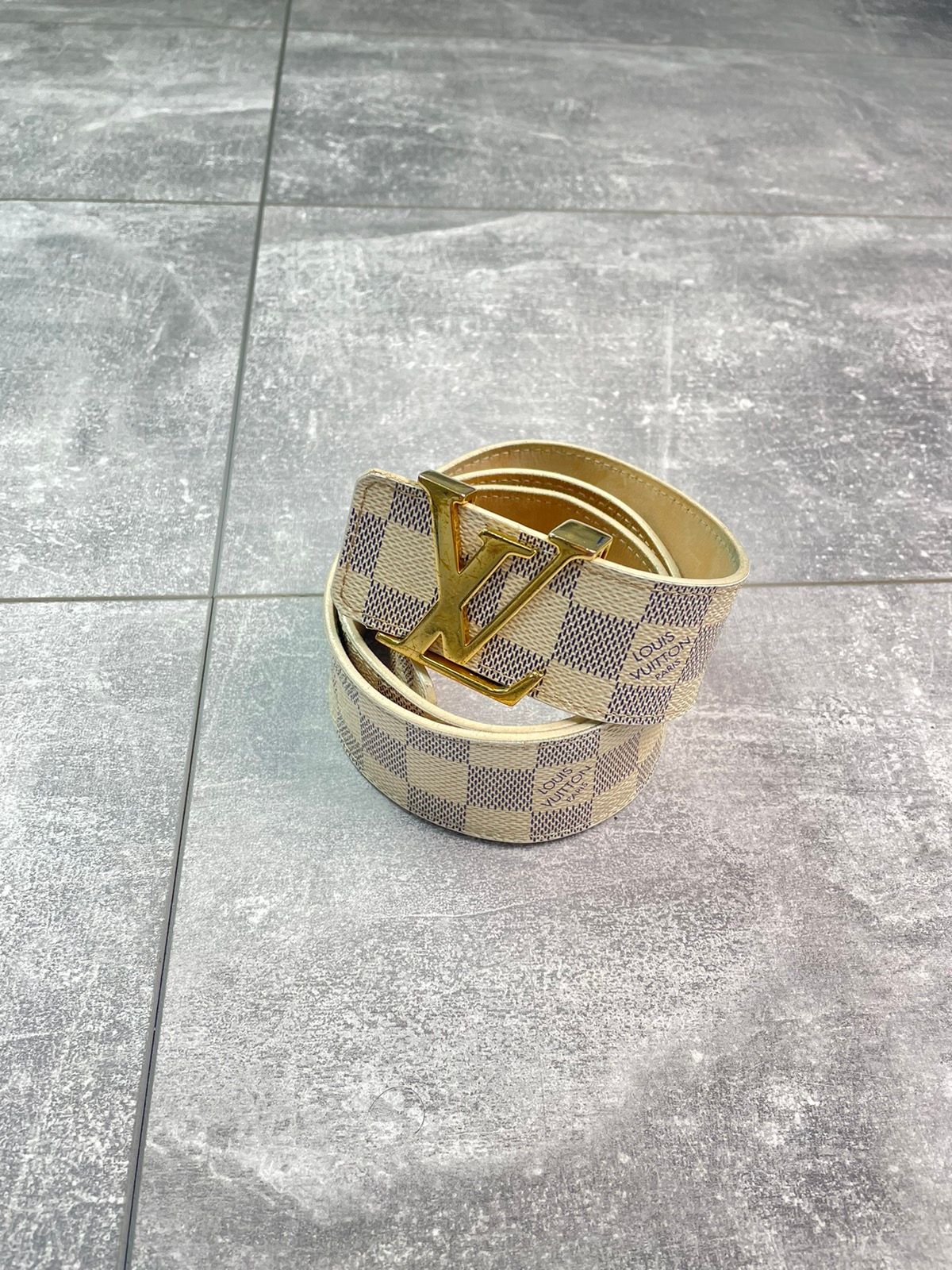 Pre-owned Louis Vuitton White Checkered Belt
