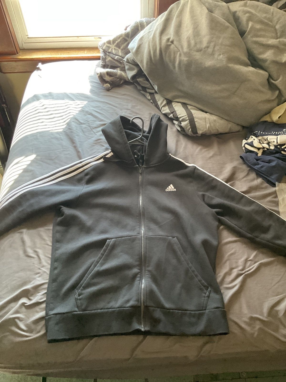 Adidas Adidas zip up hoodie Size US XL / EU 56 / 4 - 4 Thumbnail