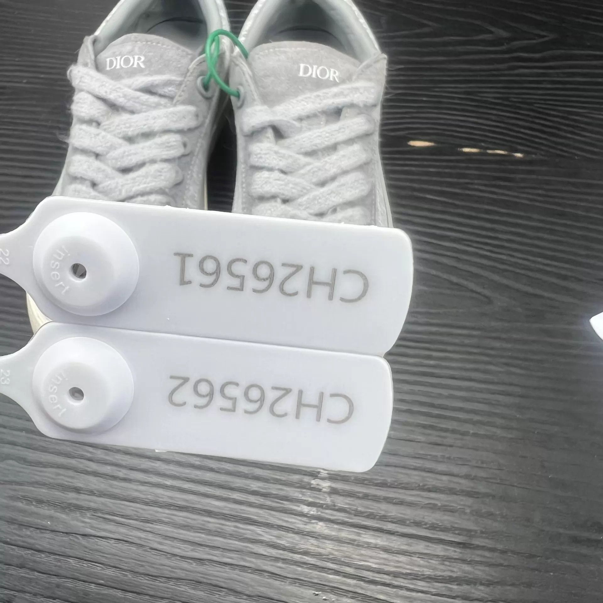 Dior Dior b33 Gray 42 New Original Box Size US 9 / EU 42 - 9 Thumbnail