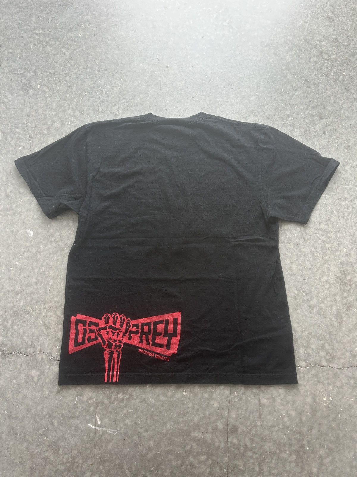 Japanese Brand × Vintage Vintage Y2K Okinawa Yankees Graphic Tee Size US M / EU 48-50 / 2 - 6 Thumbnail