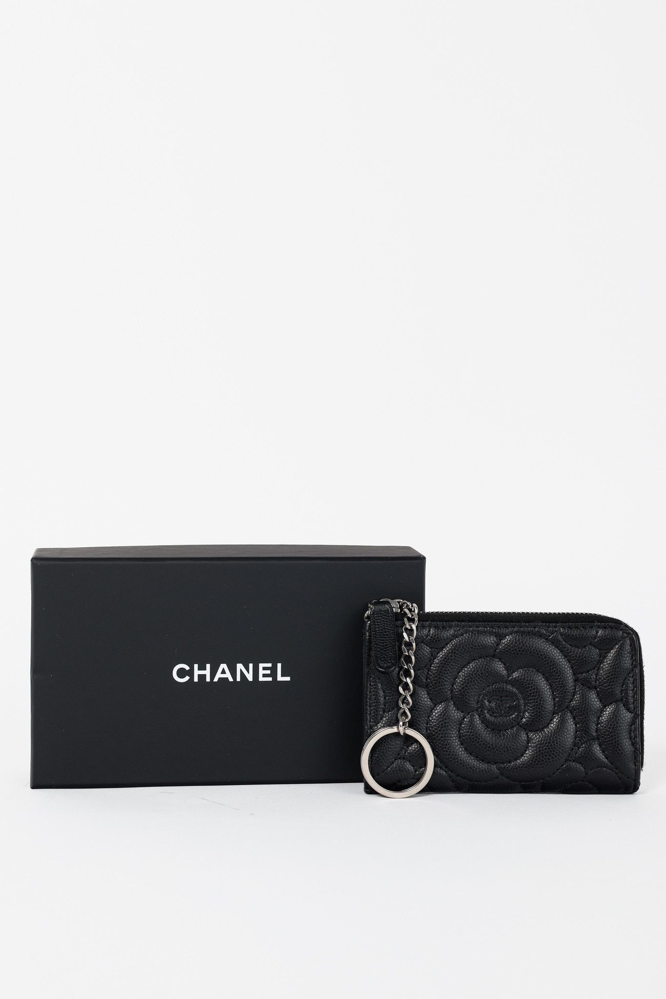 Chanel Chanel Black Caviar Leather Camellia-Embossed Key Holder Size ONE SIZE - 12 Thumbnail