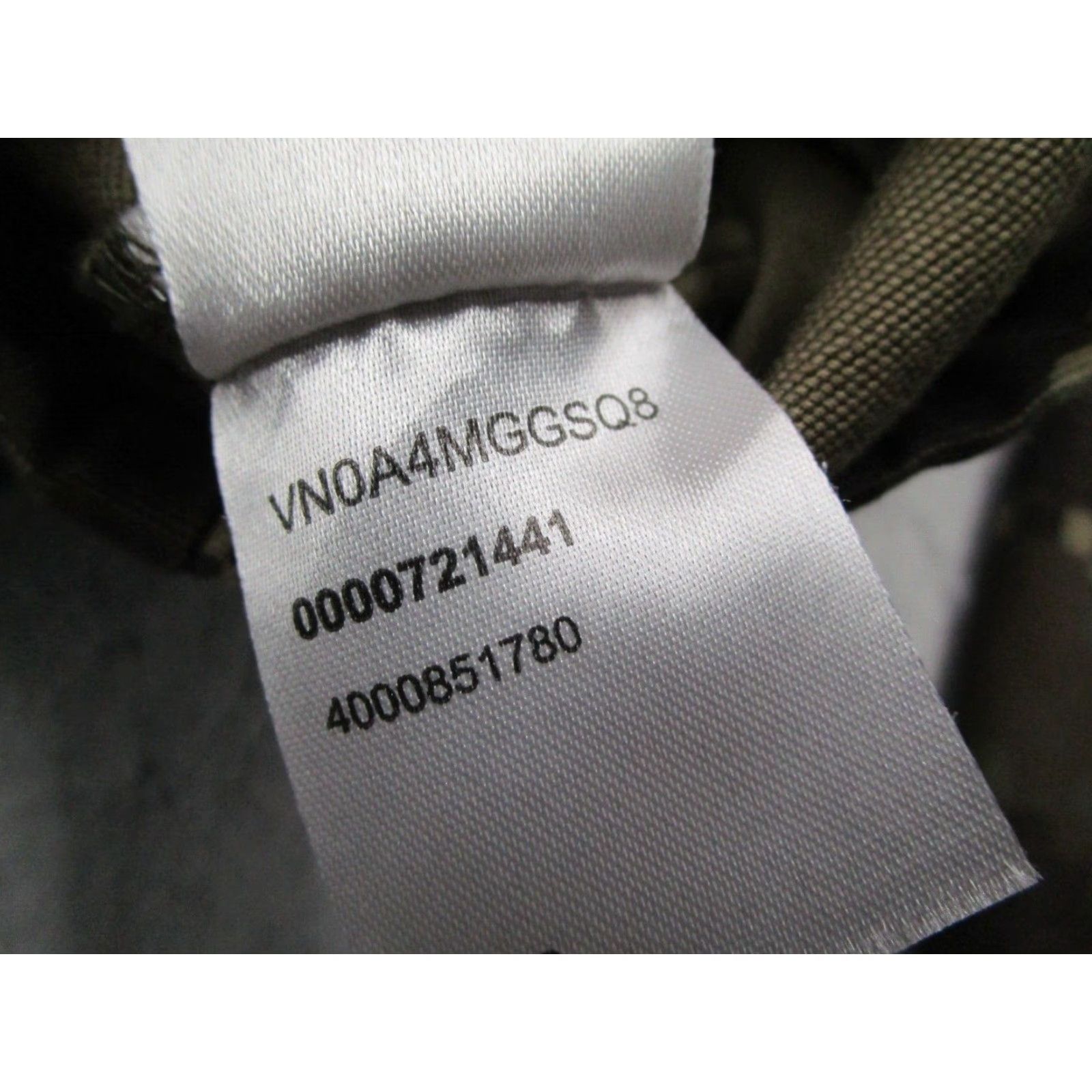 Vans VANS Jacket Mens Large Green Pixel Camo Snap Up Canvas Outdoor Skate Work Size US L / EU 52-54 / 3 - 5 Thumbnail