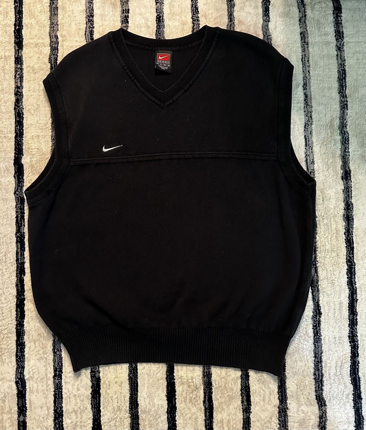 Nike Nike Team vintage knit vest black small Size US S / EU 44-46 / 1 - 1 Thumbnail