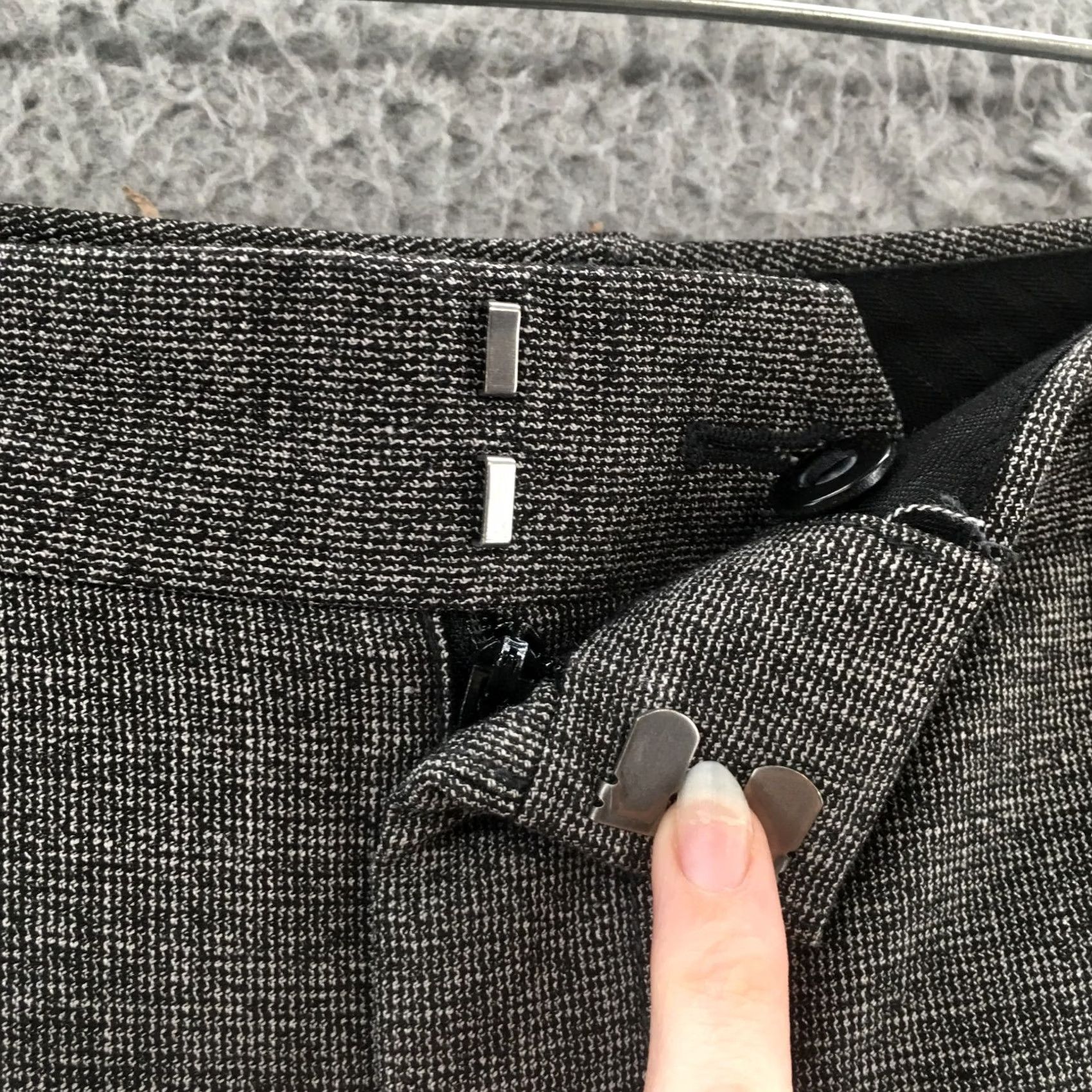 Banana Republic Banana Republic Hampton Fit Dress Pants Womens 10 Gray Mid Rise Straight Leg Pants Regular Inseam 27 Size 32" / US 10 / IT 46 - 3 Thumbnail