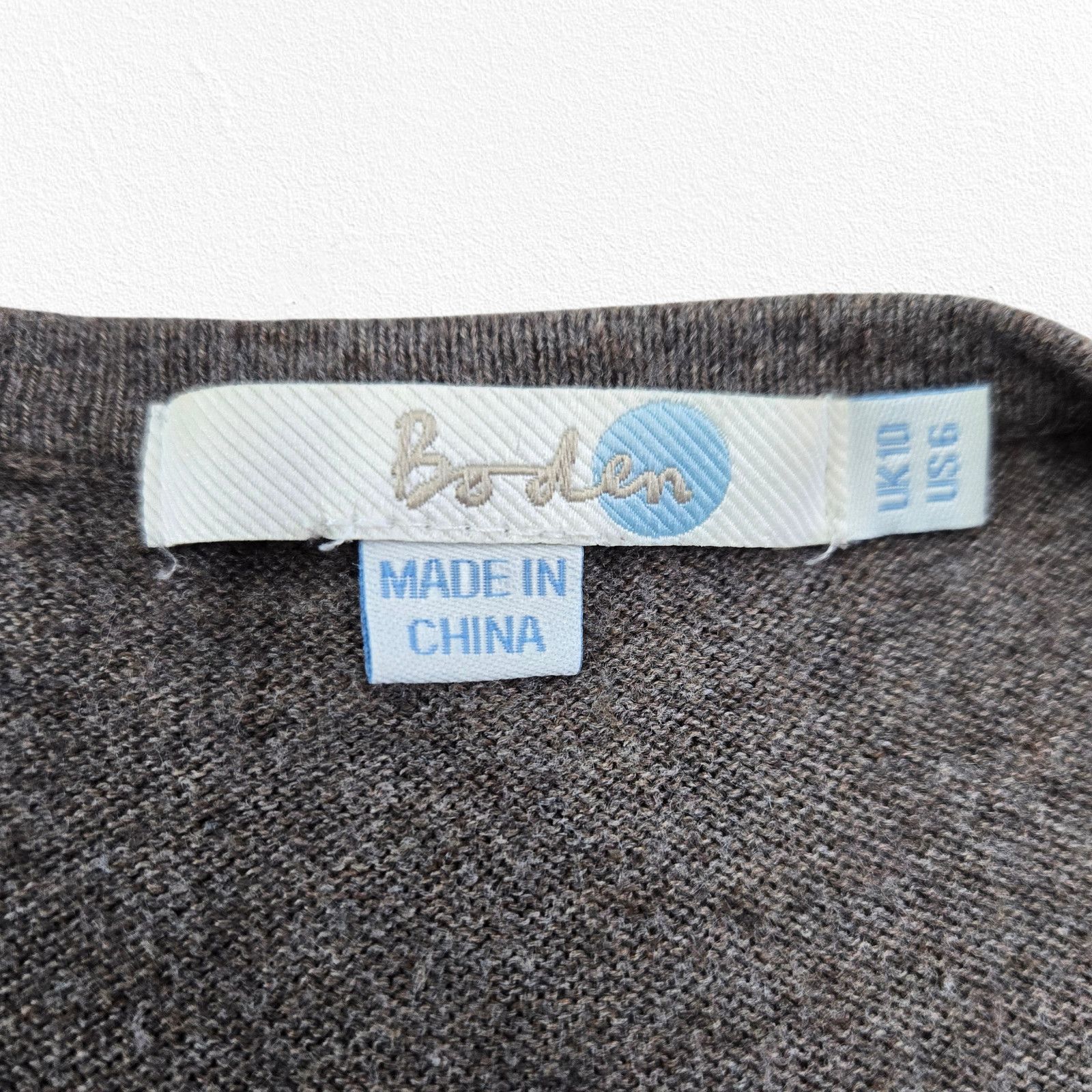 Boden Boden Embroidered Greige Cardigan Size 6 Size M / US 6-8 / IT 42-44 - 5 Thumbnail