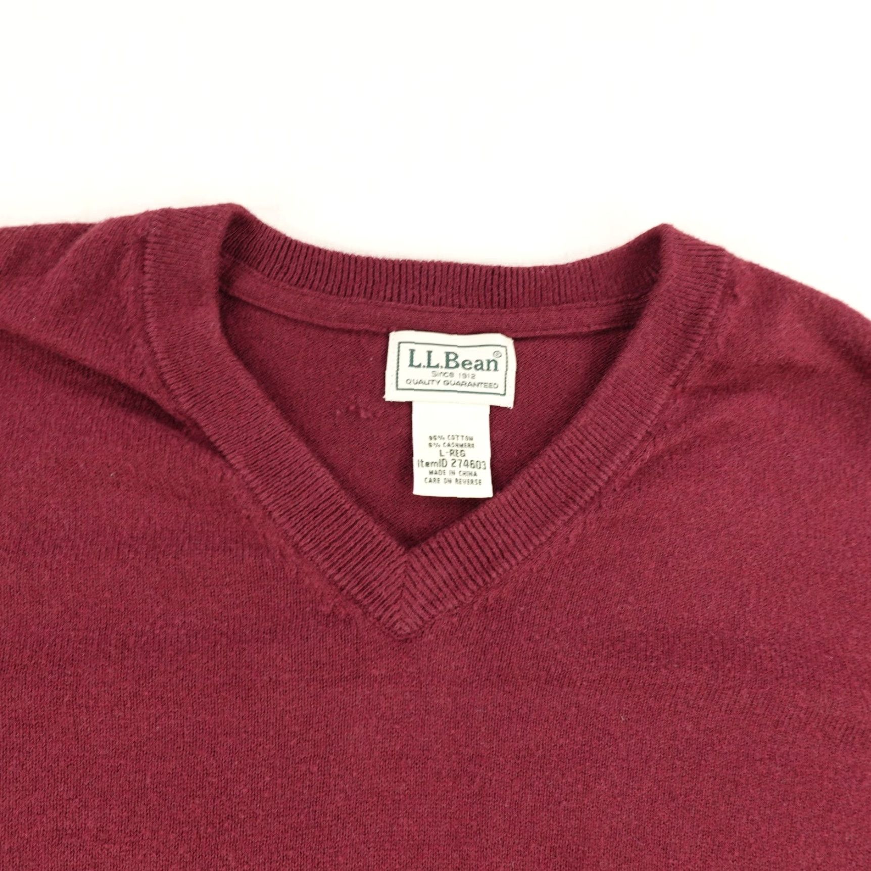 Vintage VINTAGE L.L. Bean Sweater Pullover Mens Large Red Cotton Cashmere Long Sleeve V-Neck Outdoor Size US L / EU 52-54 / 3 - 2 Thumbnail