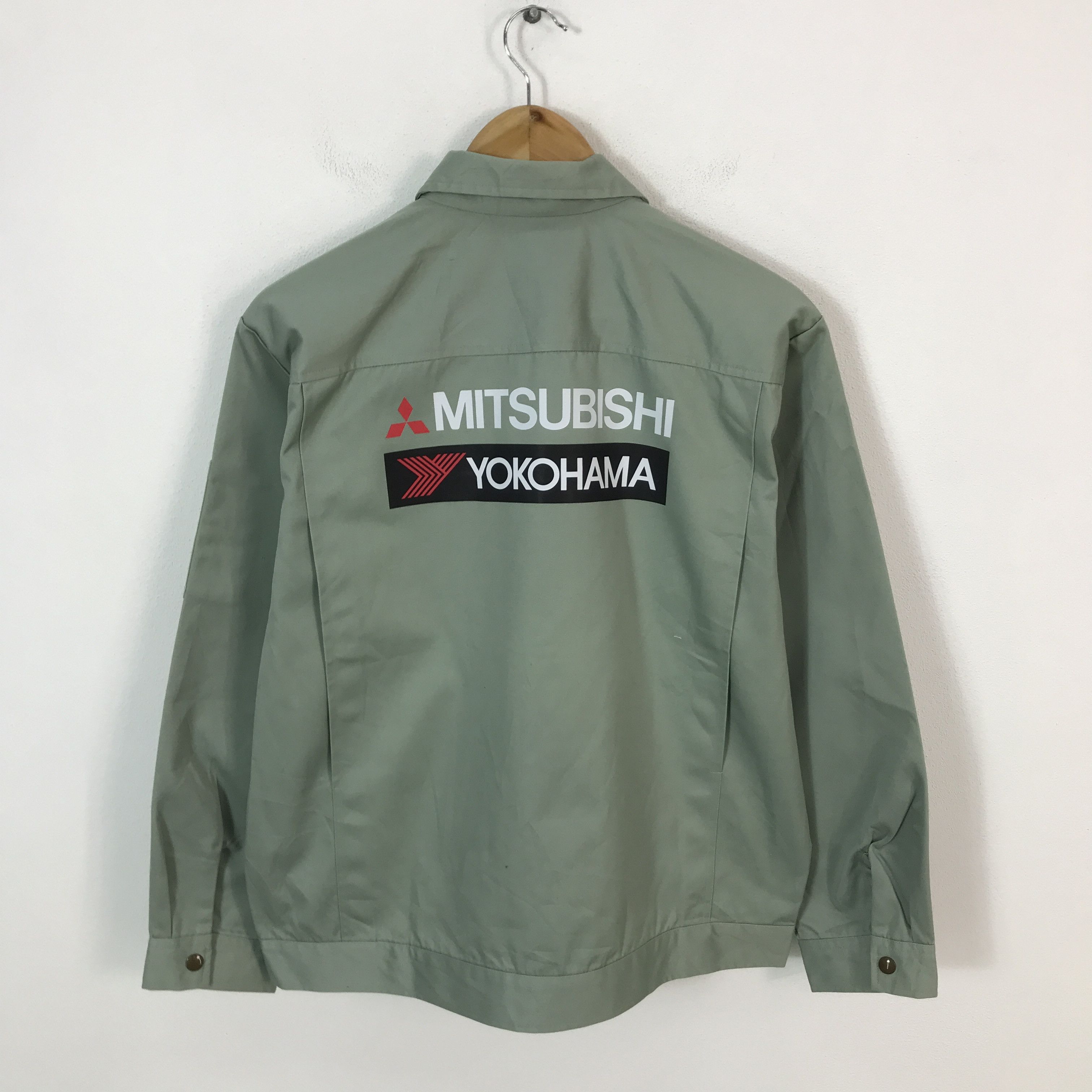 Japanese Brand Vtg mitsubishi racing motorsport uniform Custom jacket Size US L / EU 52-54 / 3 - 1 Thumbnail