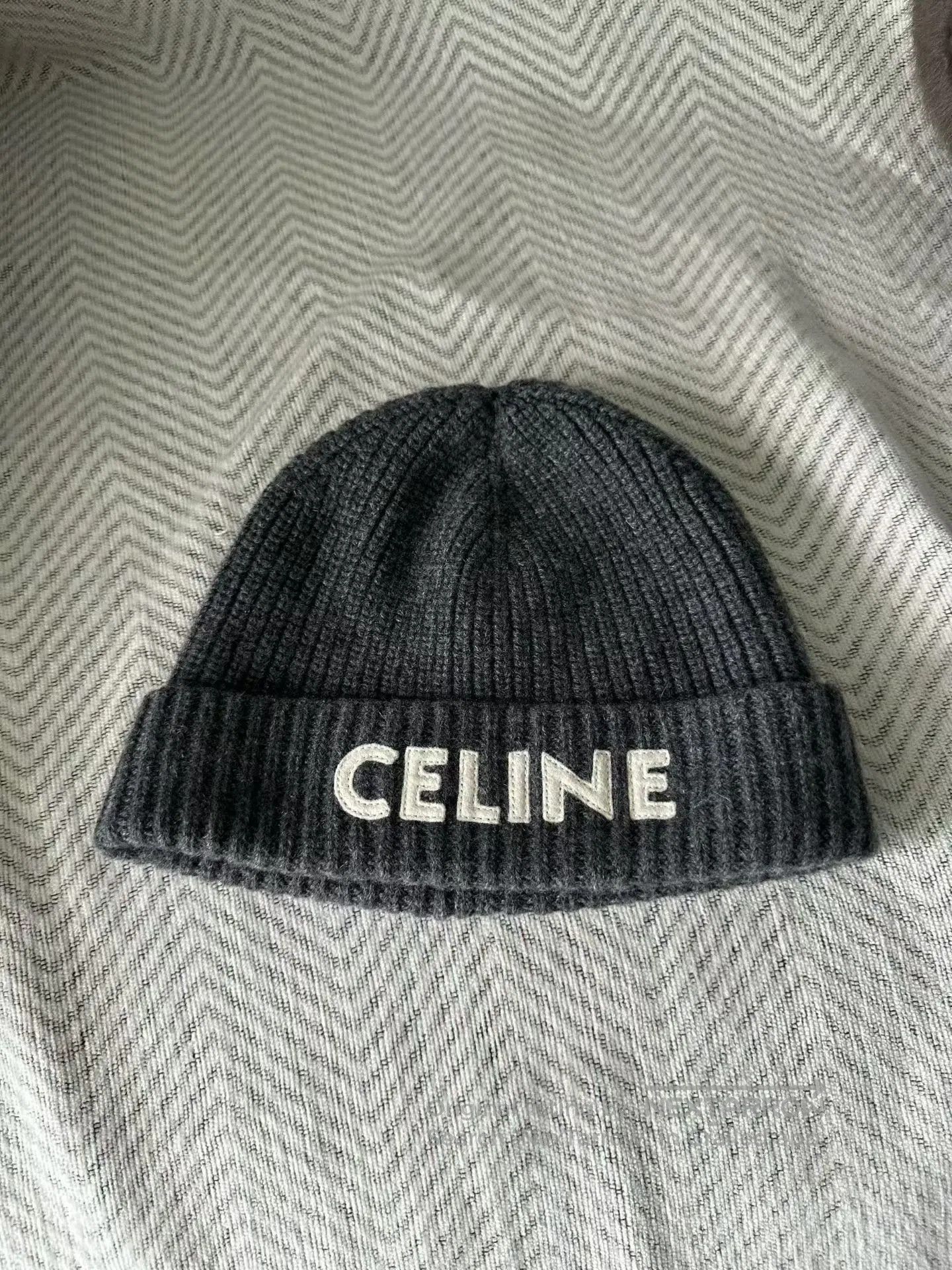 Celine Celine Dark Gray Cashmere Beanie. Size ONE SIZE - 1 Thumbnail