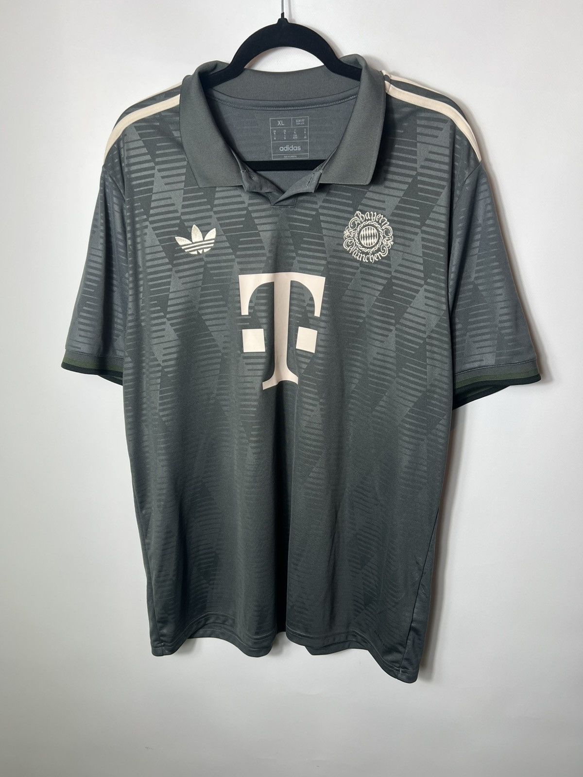 Adidas Adidas Fc Bayern Munich 24 Oktoberfest soccer football tee Size US XL / EU 56 / 4 - 1 Thumbnail