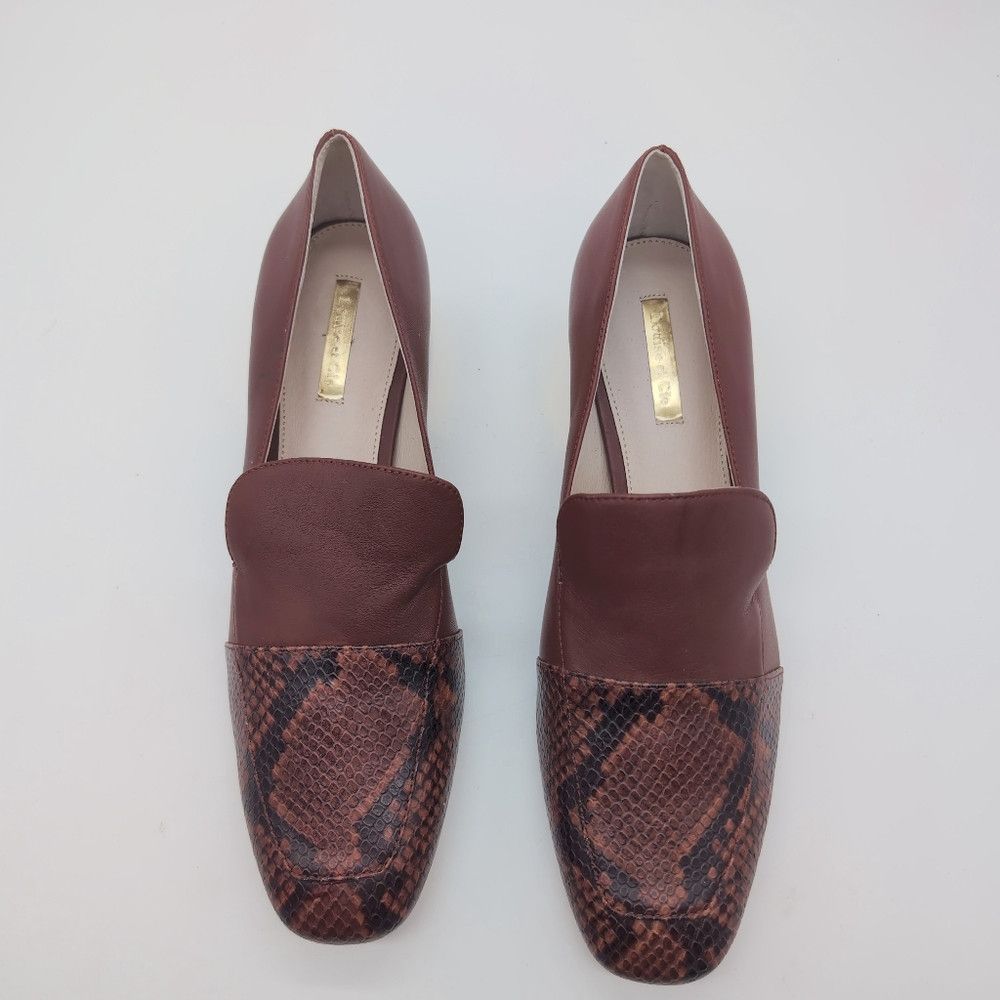 Designer Louise Et Cie Sz 10 Burgundy Snake Toe Loafers with Gold He Size US 10 / IT 40 - 4 Thumbnail