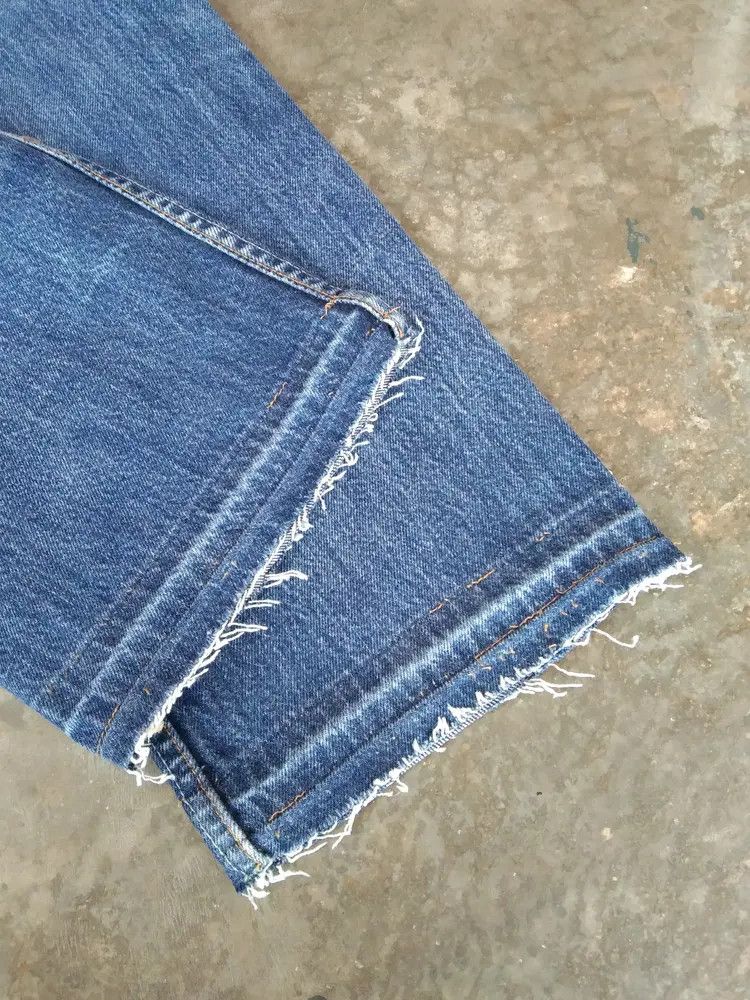 Levi's Vintage Levi's 501 Distressed Jeans 30x24 Size US 30 / EU 46 - 4 Thumbnail