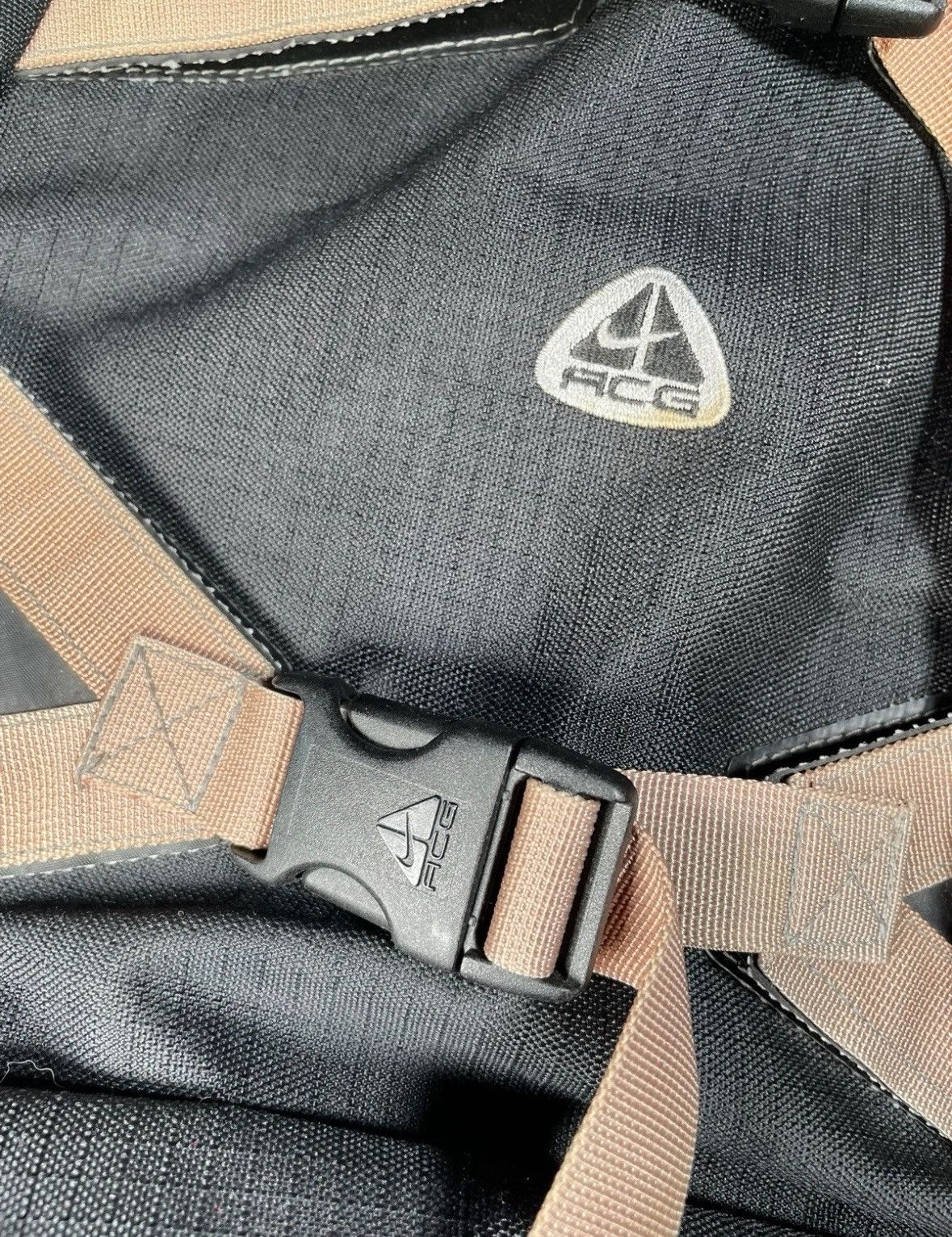 Nike ACG Vintage 90s Nike ACG Backpack Size ONE SIZE - 3 Thumbnail