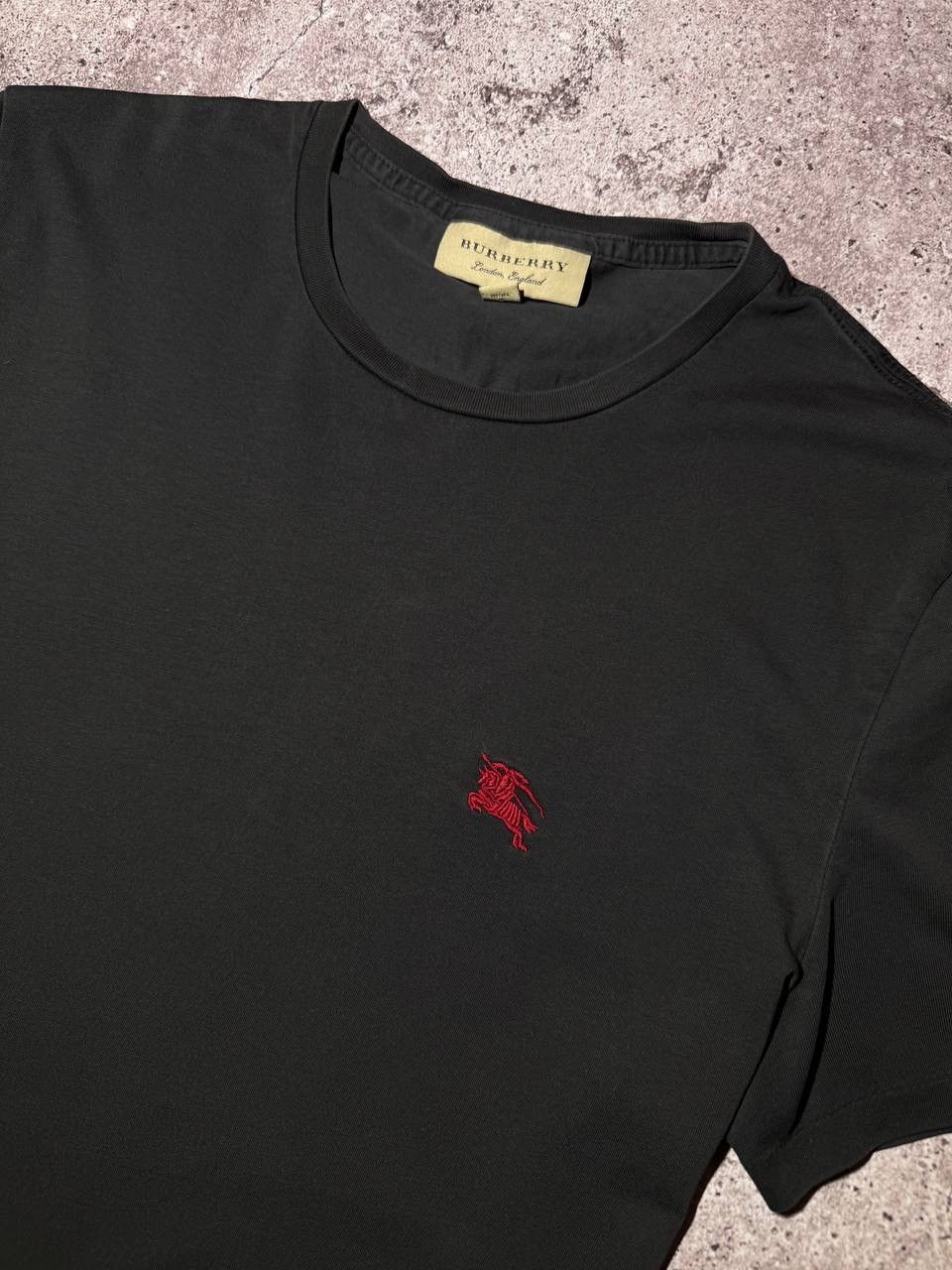 Burberry × Vintage Burberry Vintage Basic Black T-shirt Size US M / EU 48-50 / 2 - 3 Thumbnail