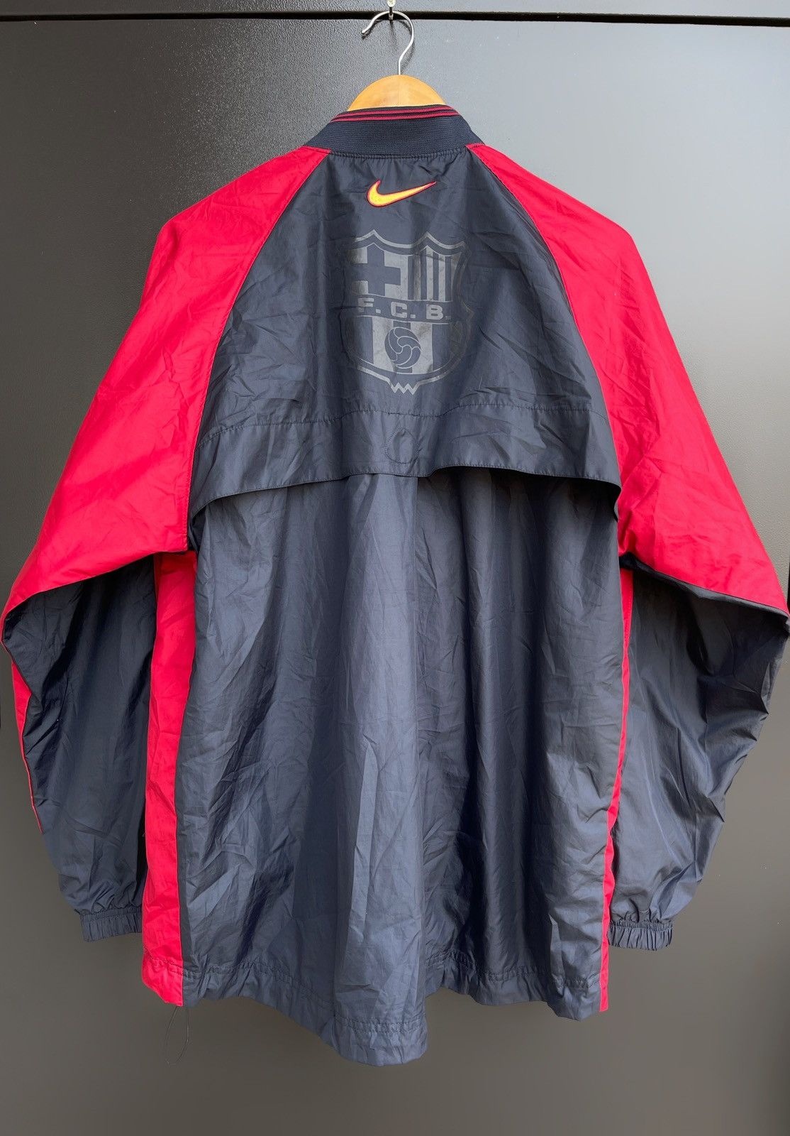 Vintage Barcelona 1998 2000 Track Top Jacket Football Full Zip Nike Size US M / EU 48-50 / 2 - 2 Thumbnail