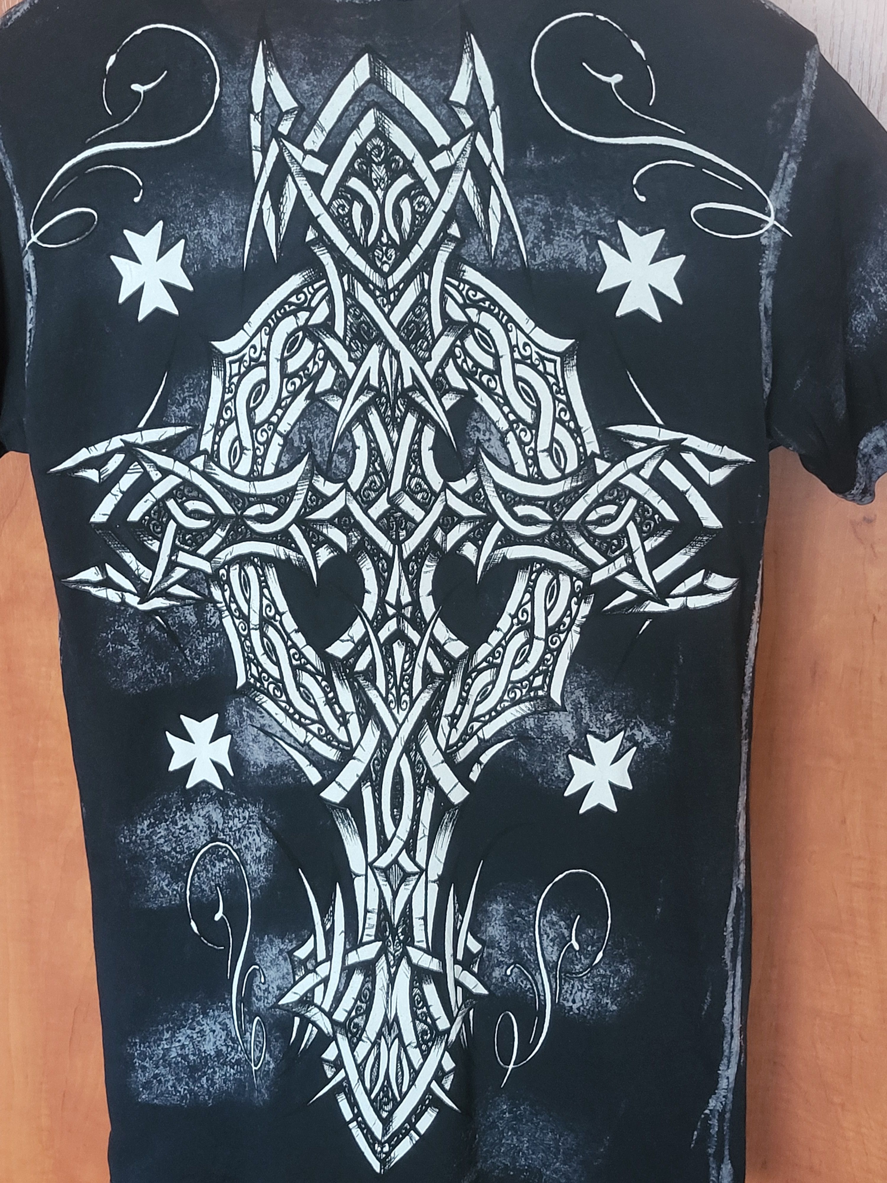 Raw State Vintage Y2K Raw State celt cross T-Shirt.Size S but fit M. Size US S / EU 44-46 / 1 - 6 Thumbnail