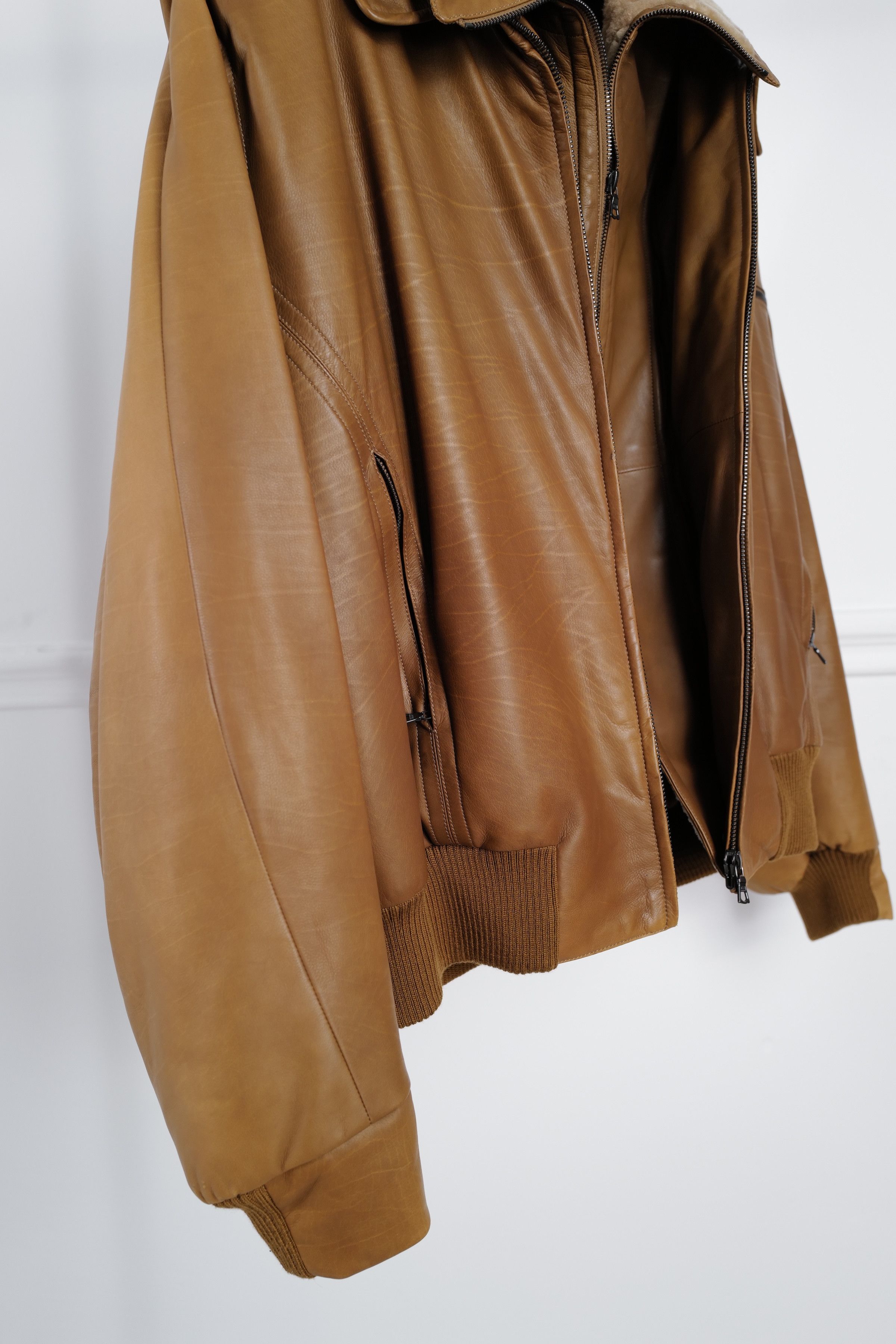 Kiton KITON LEATHER JACKET Size US XL / EU 56 / 4 - 18 Thumbnail