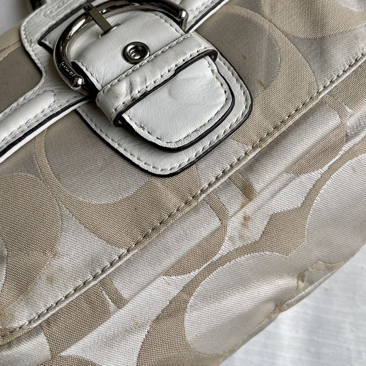 Coach Coach Signature 2 Way Sling Bag Size ONE SIZE - 16 Thumbnail