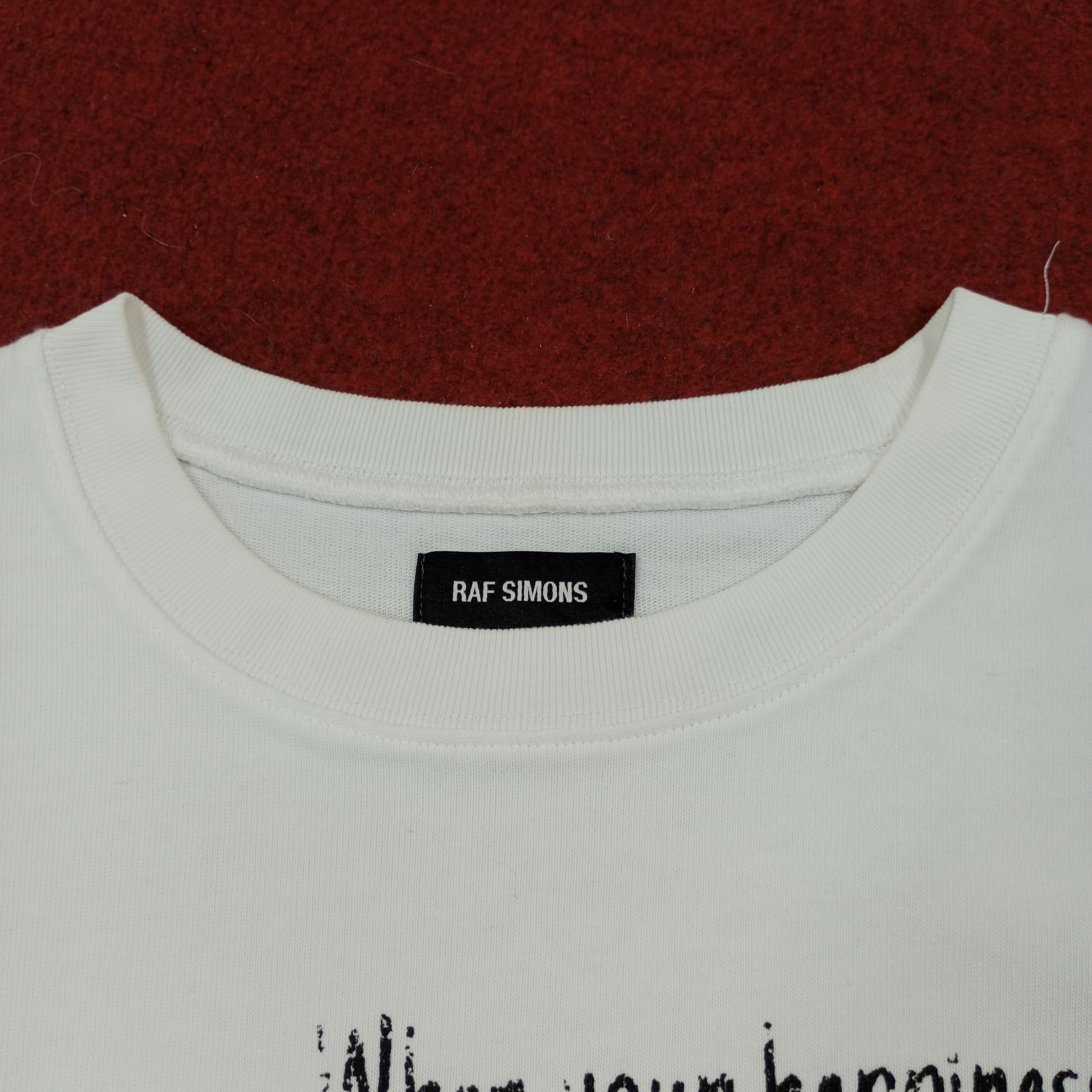Designer × Vintage Raf Simons Designer Fashion Brand Tshirt dp1 Size US L / EU 52-54 / 3 - 8 Thumbnail