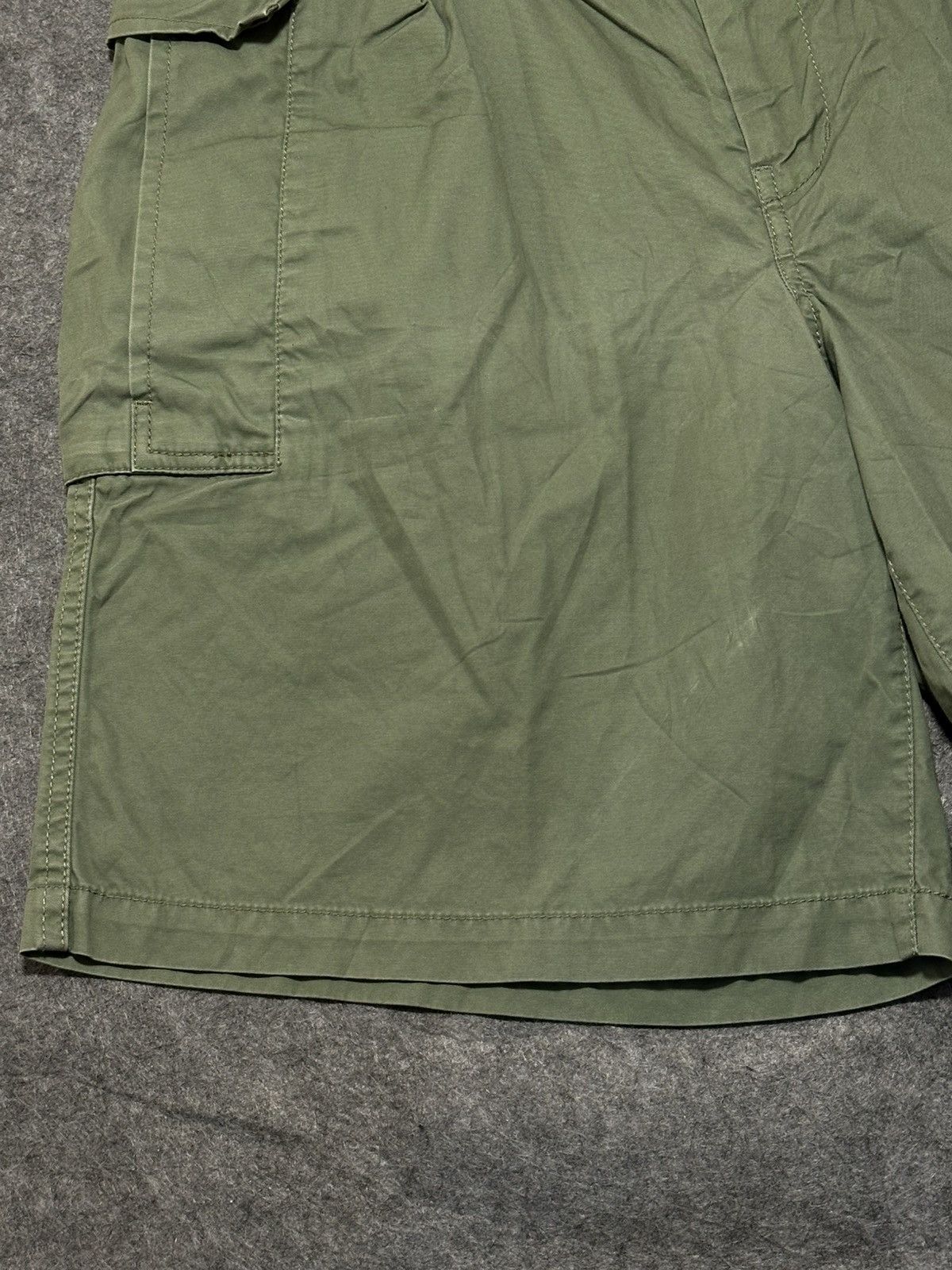 Beams Japan Beam cargo shorts with a wide cut and large cargo pockets. Size US 34 / EU 50 - 6 Thumbnail