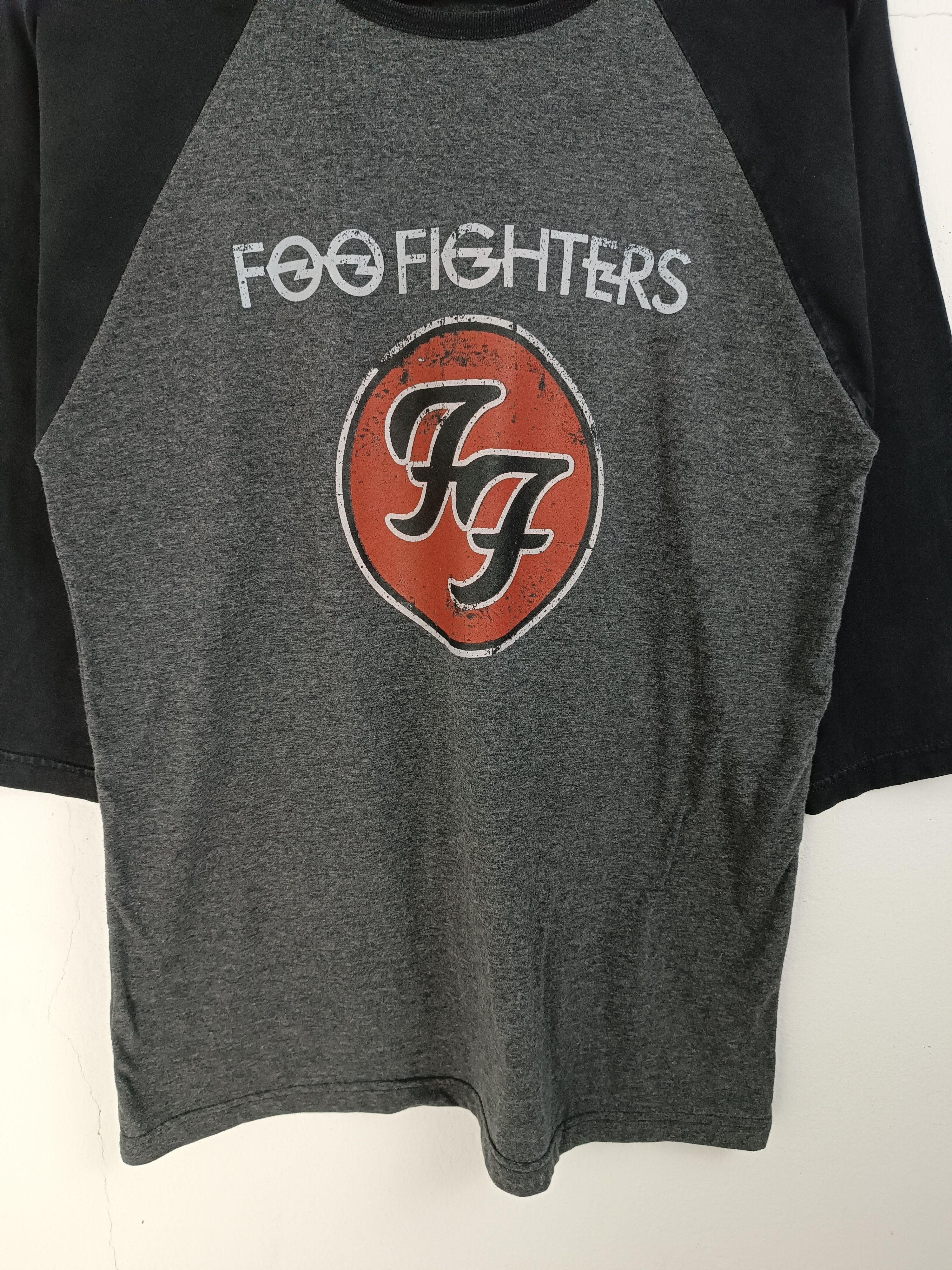 Japanese Brand VINTAGE FOO FIGHTERS LOGO TEE nirvana grunge alice Size US M / EU 48-50 / 2 - 7 Thumbnail