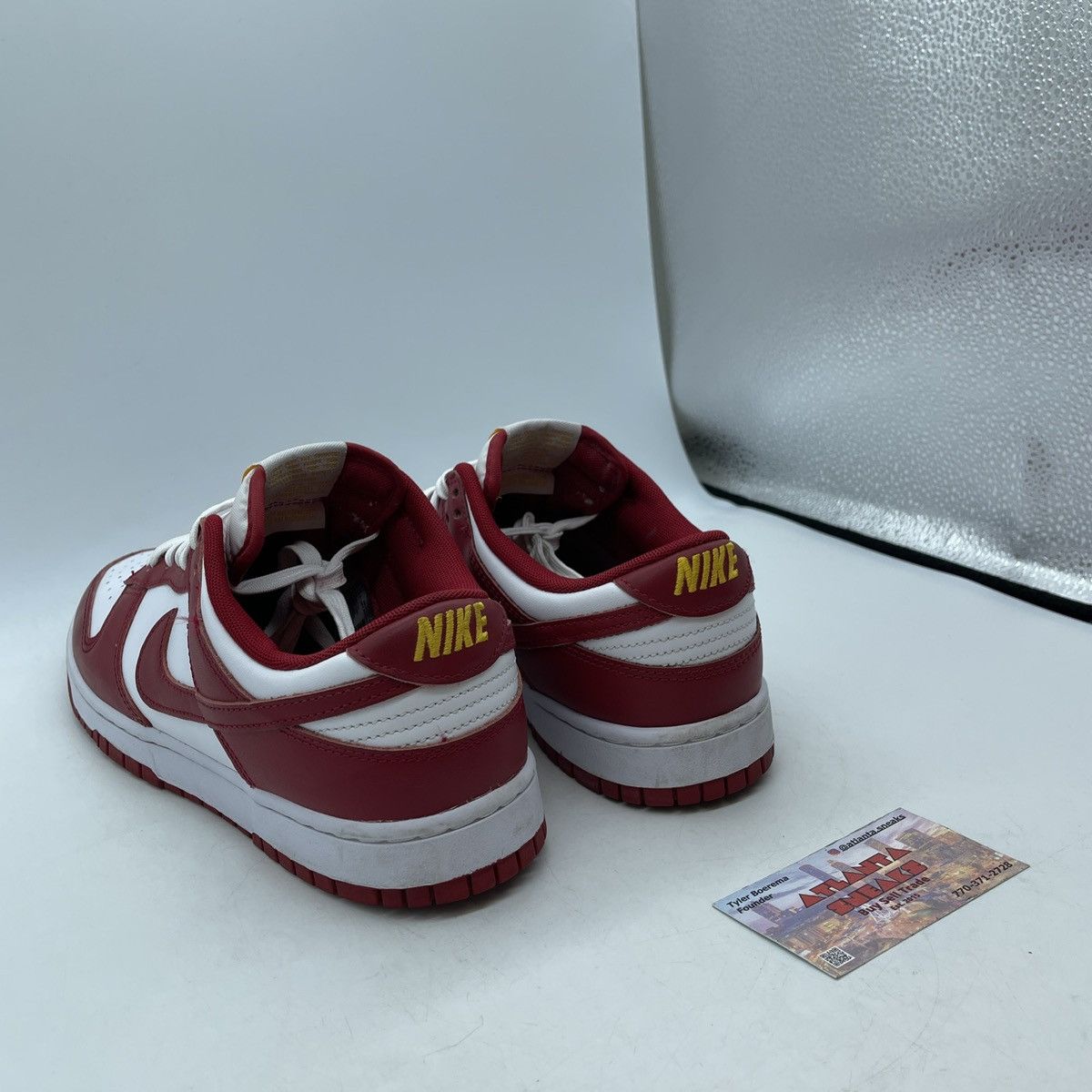 Nike Dunk low gym red Size US 9.5 / EU 42-43 - 4 Thumbnail