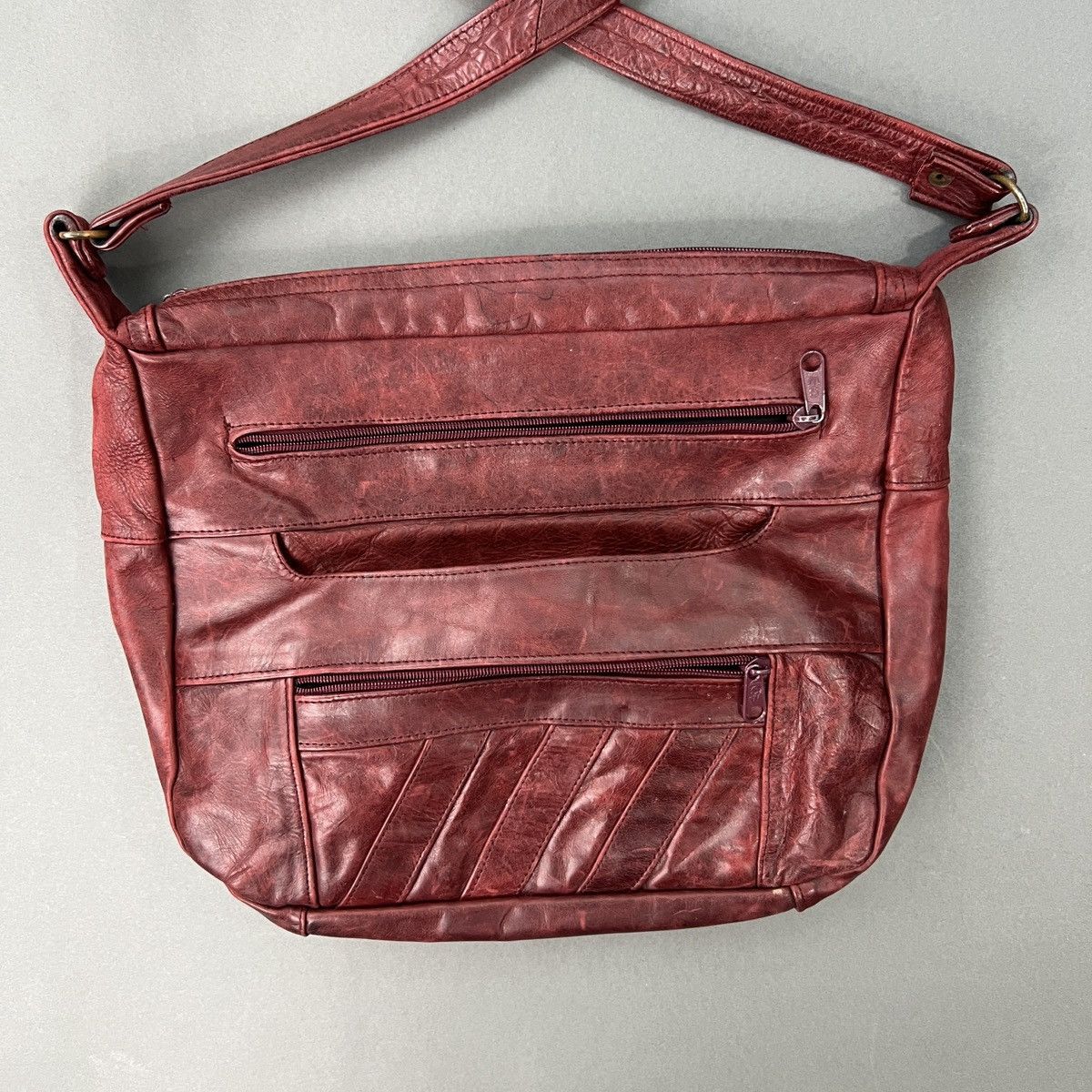 Designer × Japanese Brand × Vintage Vintage 1990s Red Leather Shoulder Crossbody Bag Size ONE SIZE - 5 Thumbnail