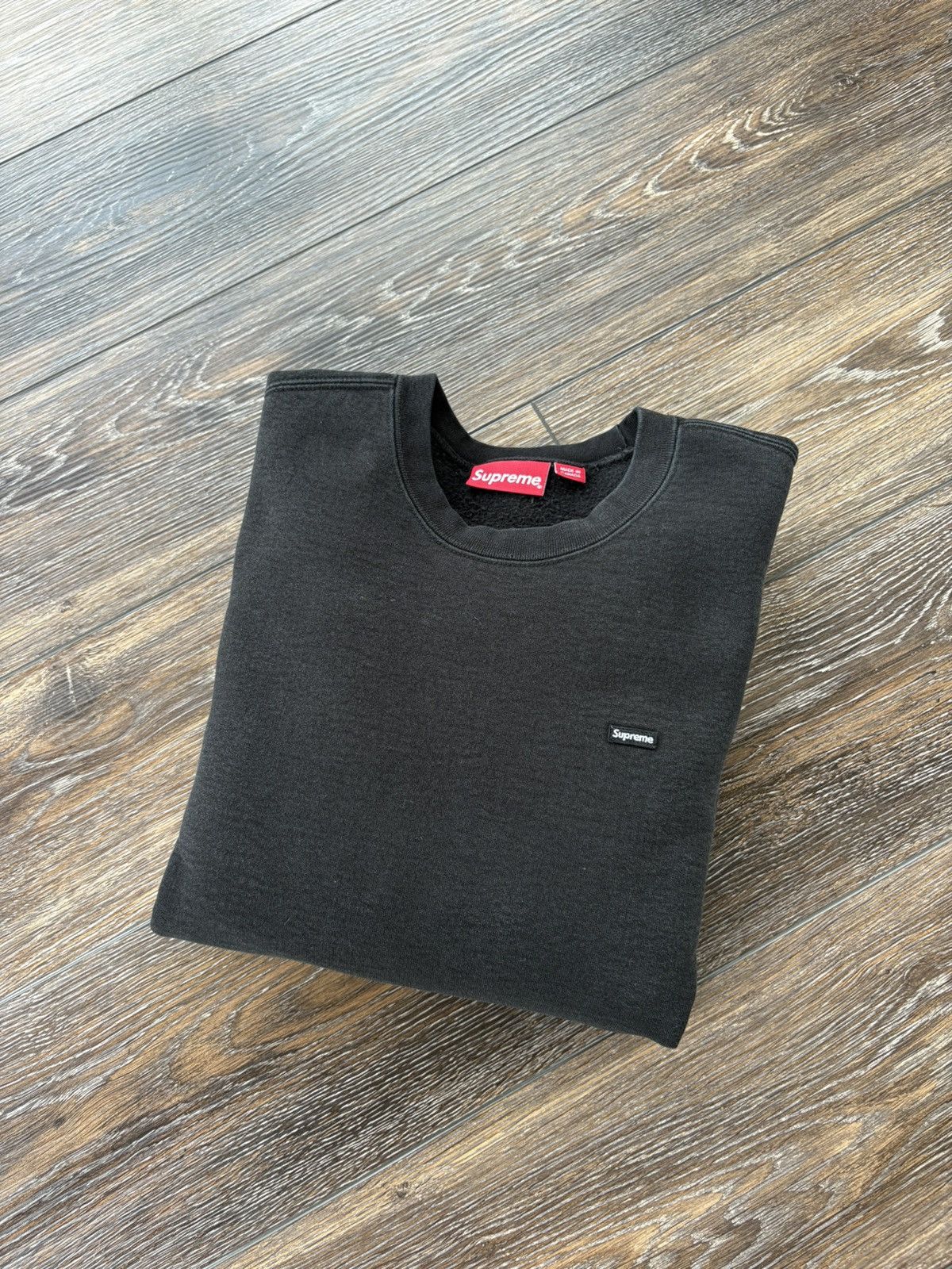 Supreme Supreme Small Box Crewneck Black Size US M / EU 48-50 / 2 - 5 Thumbnail